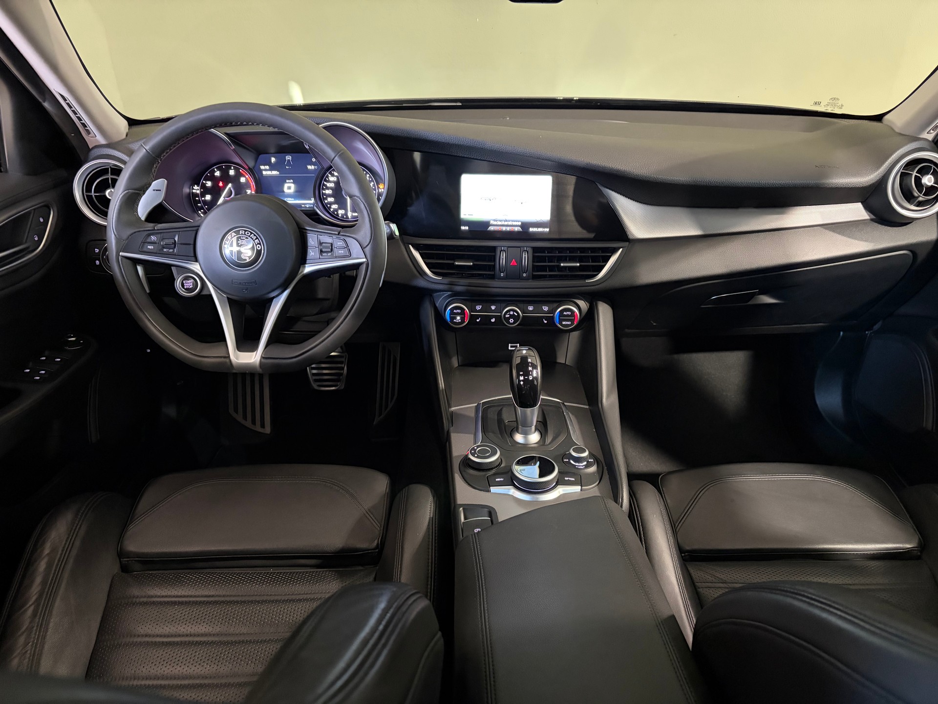 ALFA ROMEO Giulia 2.0 Veloce Q4 Automatic*CH-Fahrzeug*-image-10