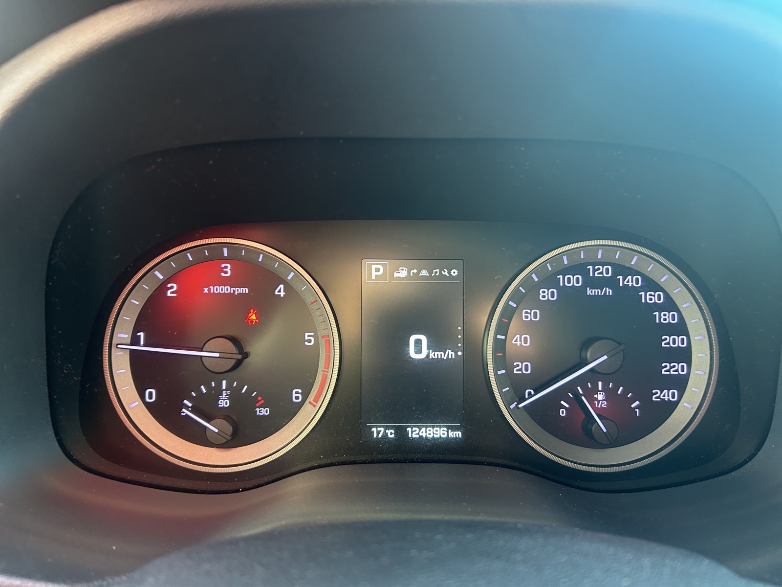 HYUNDAI Tucson 2.0 CRDI Vertex 4WD Automatic-image-16