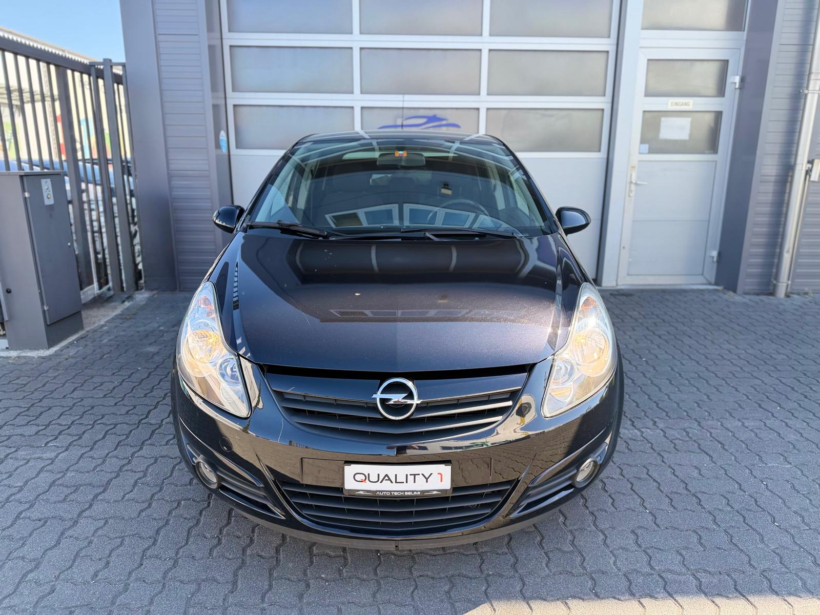 OPEL Corsa 1.4 TP Color Edition-showroom-element-1