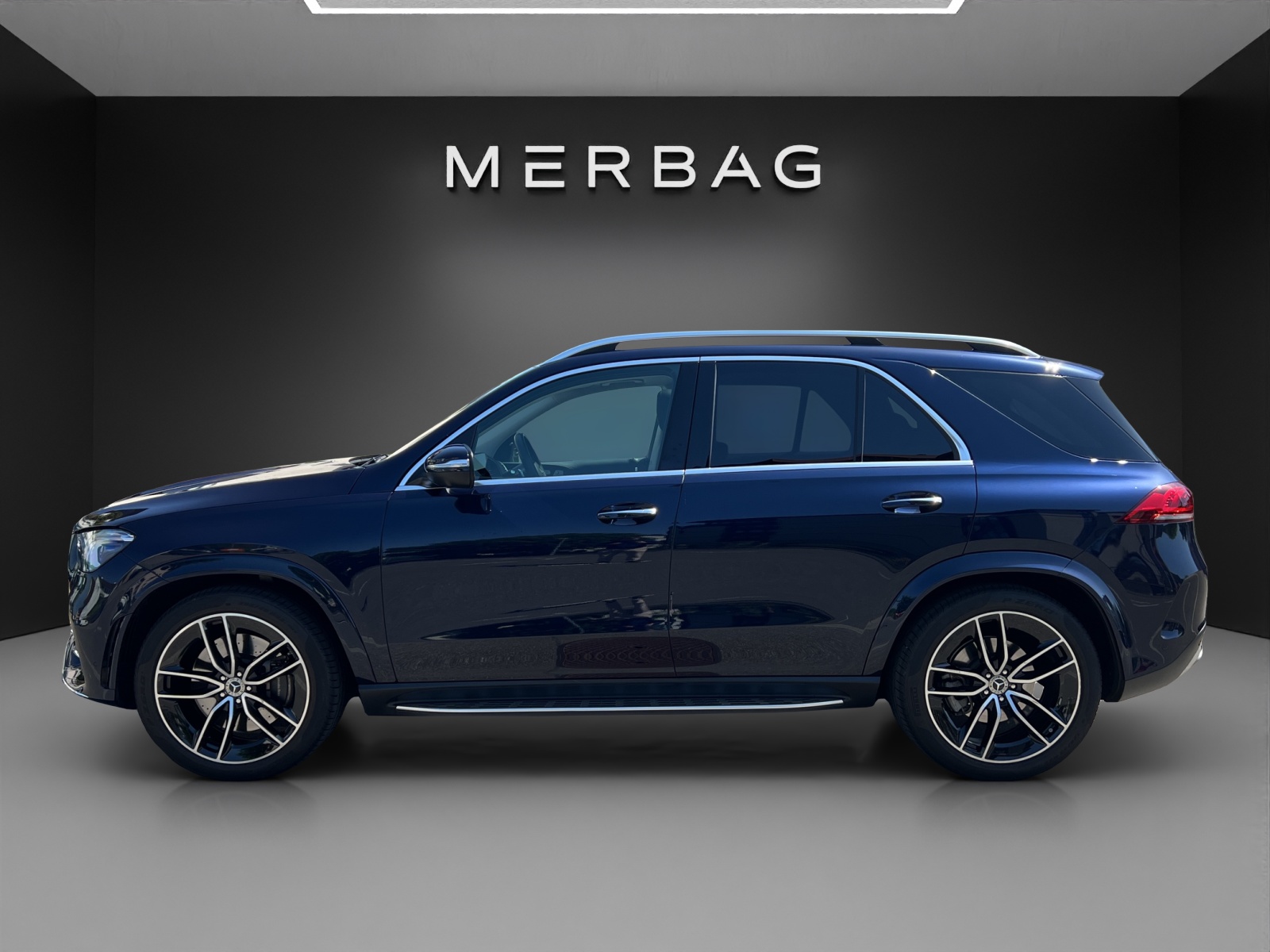 MERCEDES-BENZ GLE 450 4Matic AMG Line 9G-Tronic-image-5
