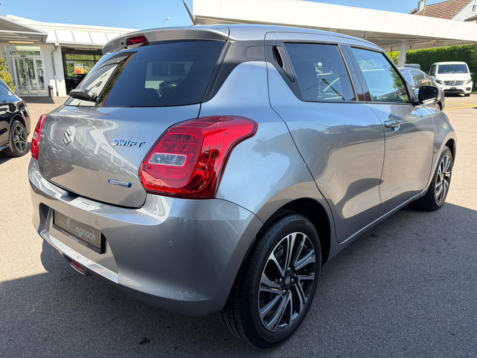 SUZUKI Swift 1.2 Compact Top Hybrid CVT-image-6