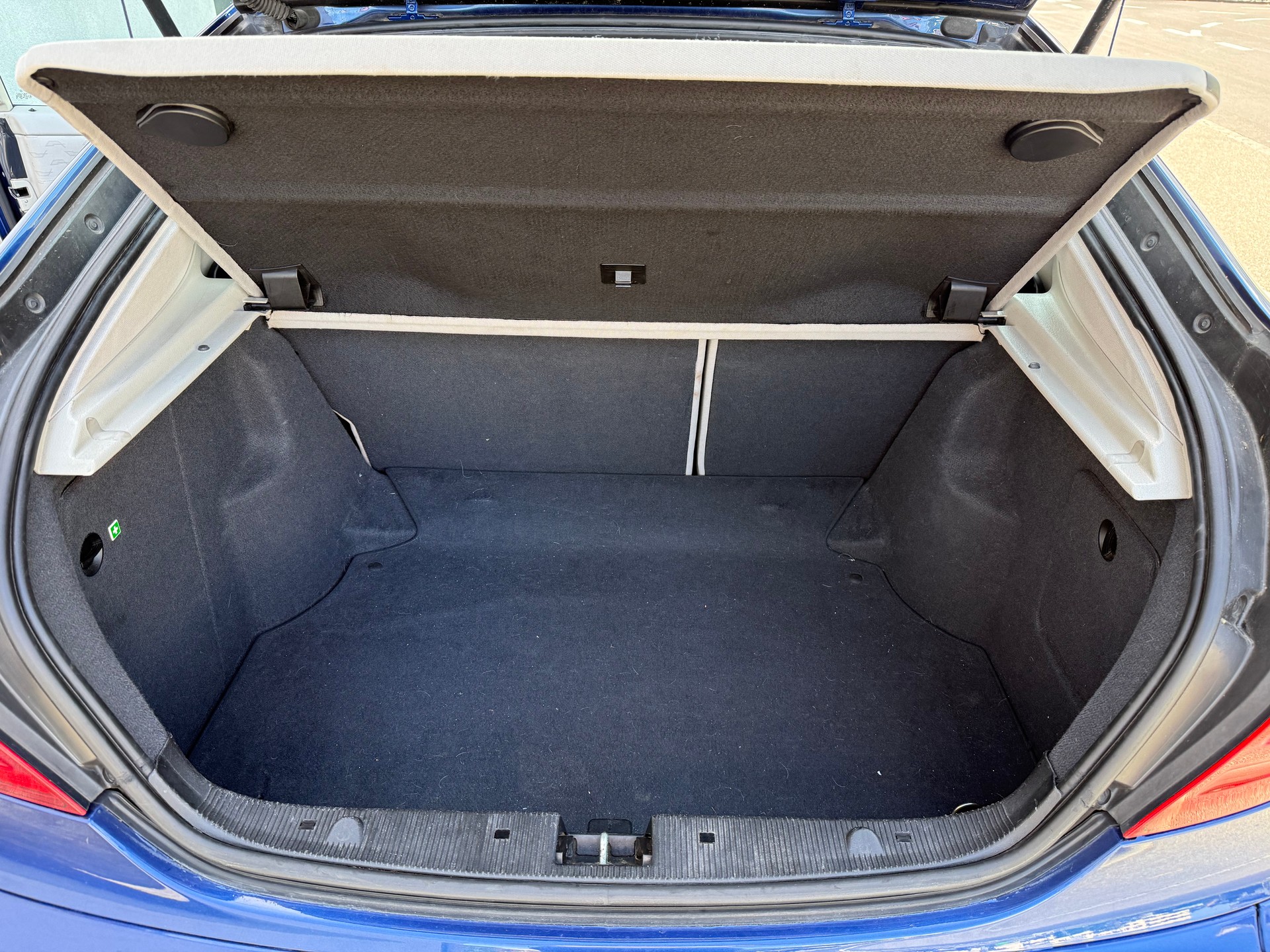 MERCEDES-BENZ C 230 Kompressor-image-13