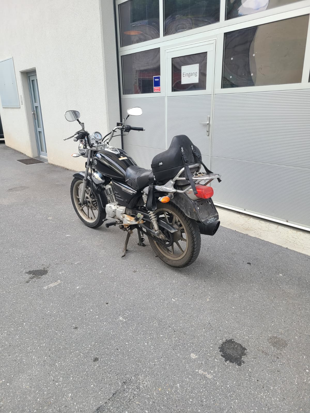YAMAHA YBR 125 Custom-image-2