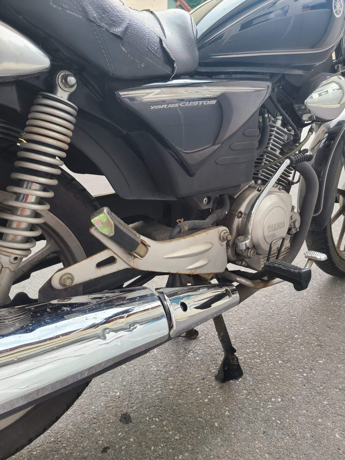 YAMAHA YBR 125 Custom-image-8