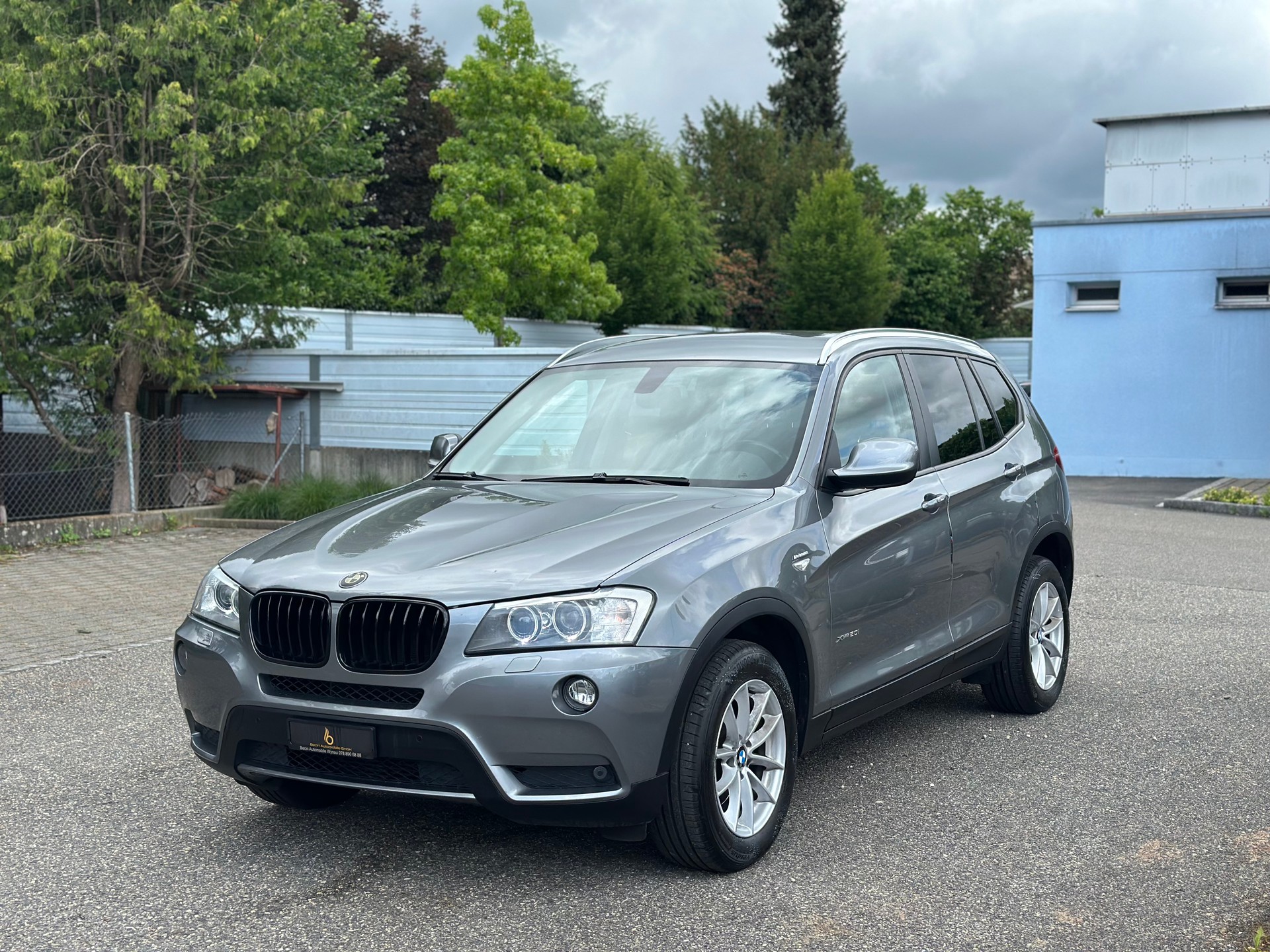 BMW X3 xDrive 20i Steptronic-image-2