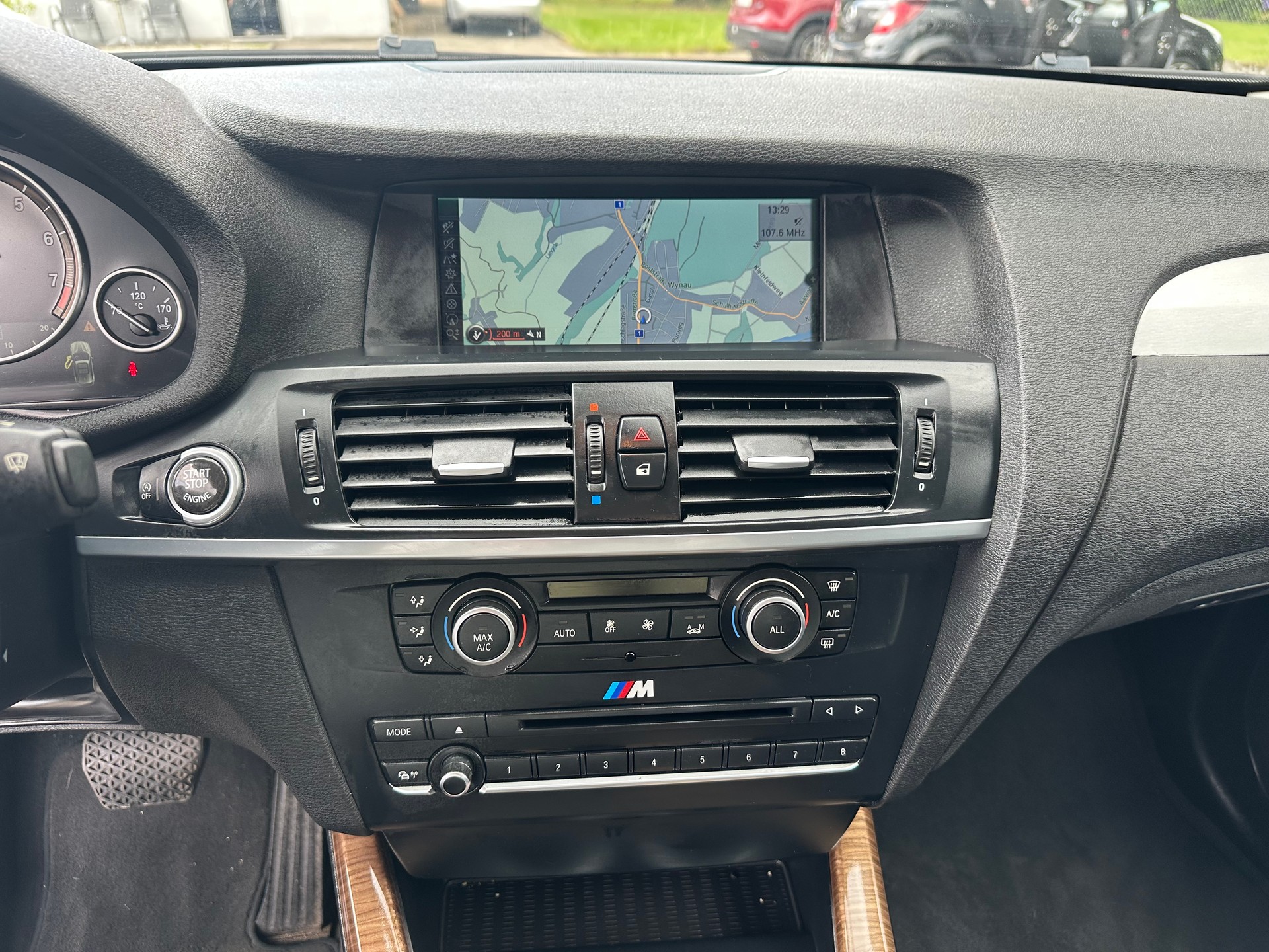BMW X3 xDrive 20i Steptronic-image-9