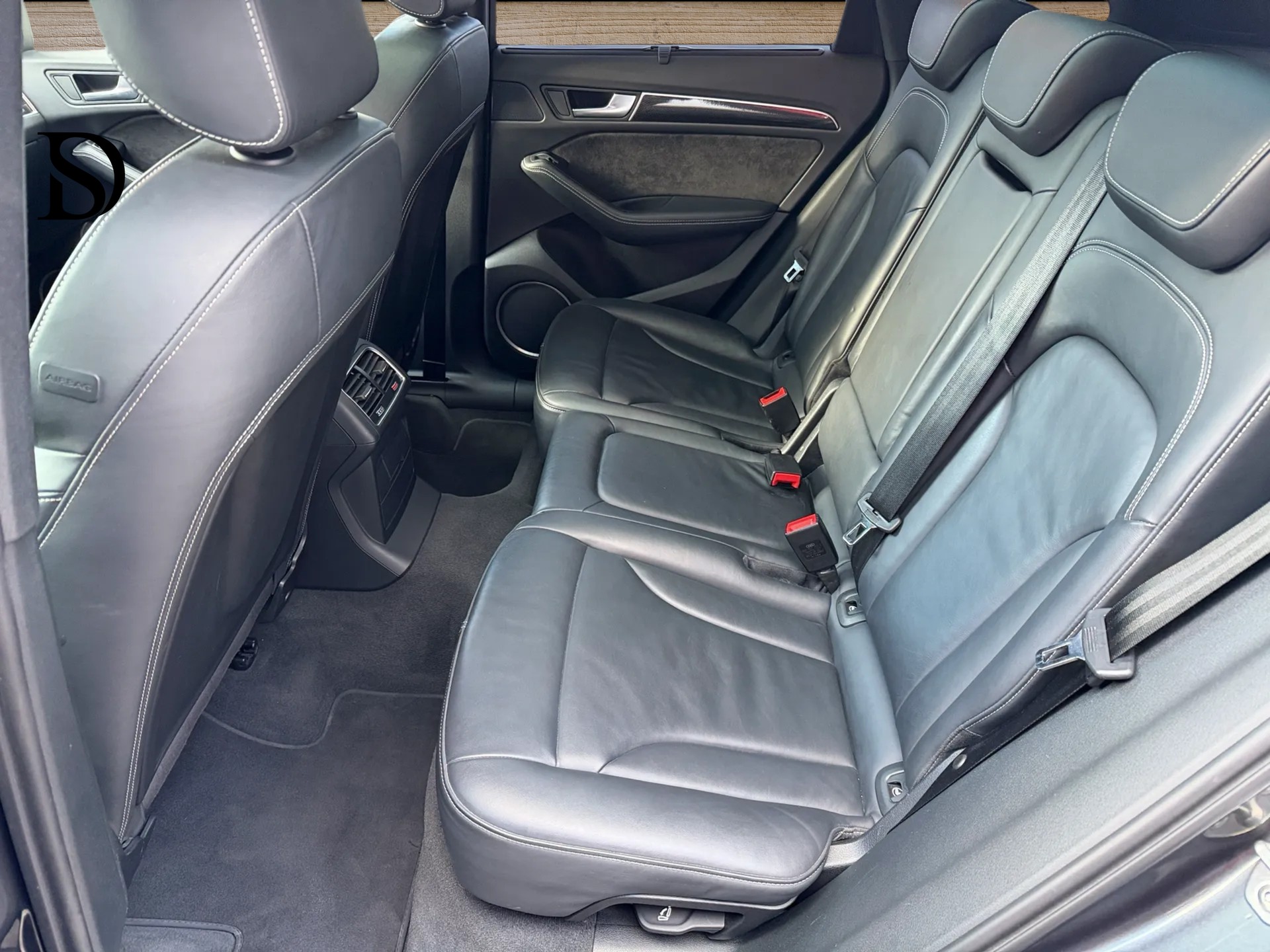 AUDI SQ5 3.0 TDI quattro tiptronic-image-15