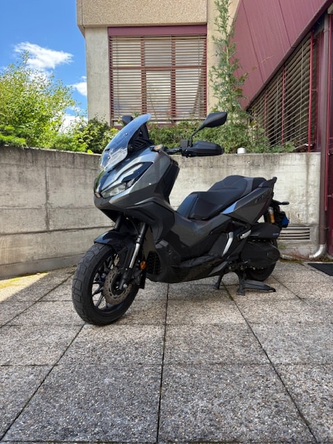 HONDA ADV 350-image-6
