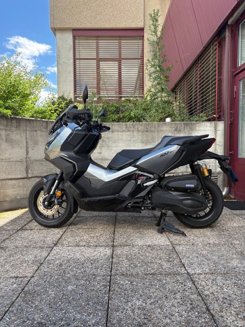 HONDA ADV 350-image-5
