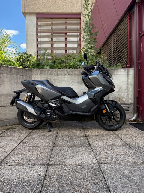 HONDA ADV 350-image-1