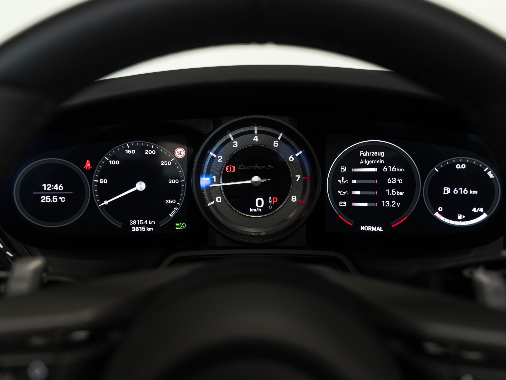 PORSCHE 911 Turbo S Cabriolet PDK-image-43
