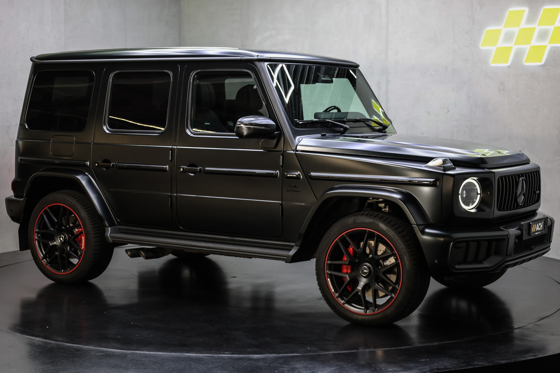 MERCEDES-BENZ G 63 AMG Manufaktur-image-11
