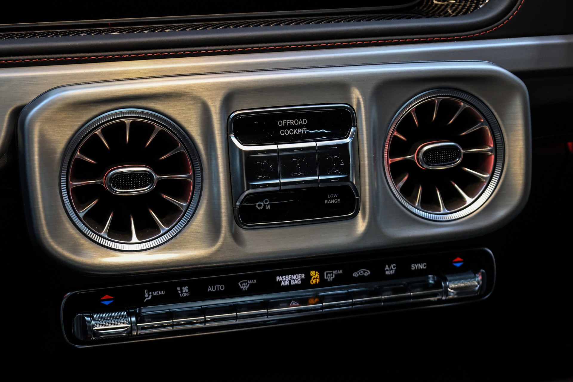 MERCEDES-BENZ G 63 AMG Manufaktur-image-32