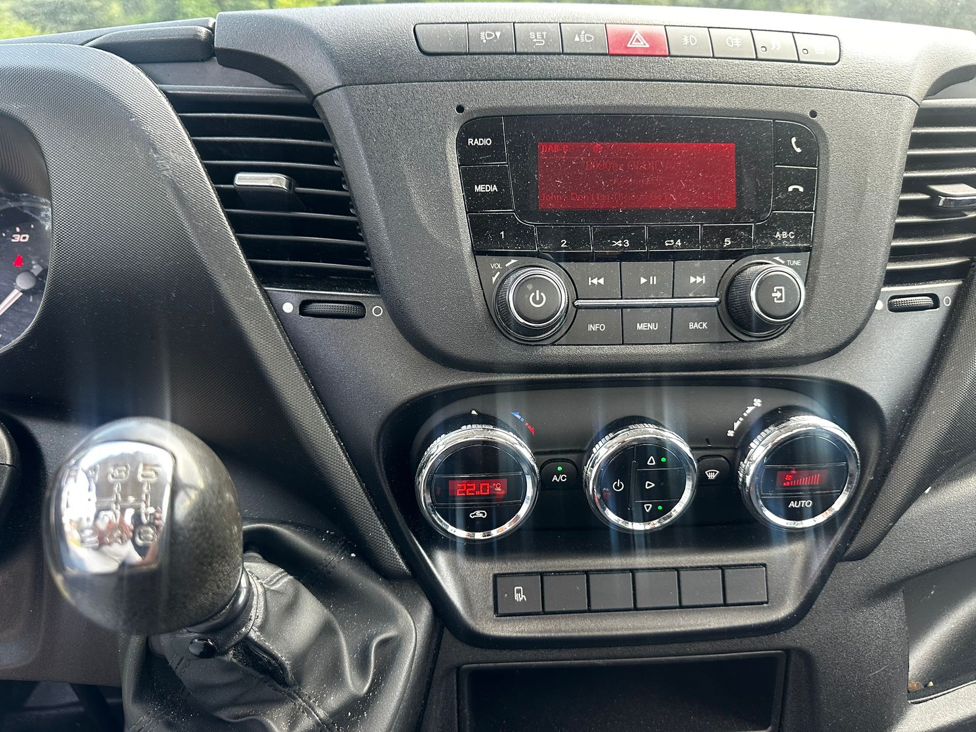 IVECO 35 S16-image-7