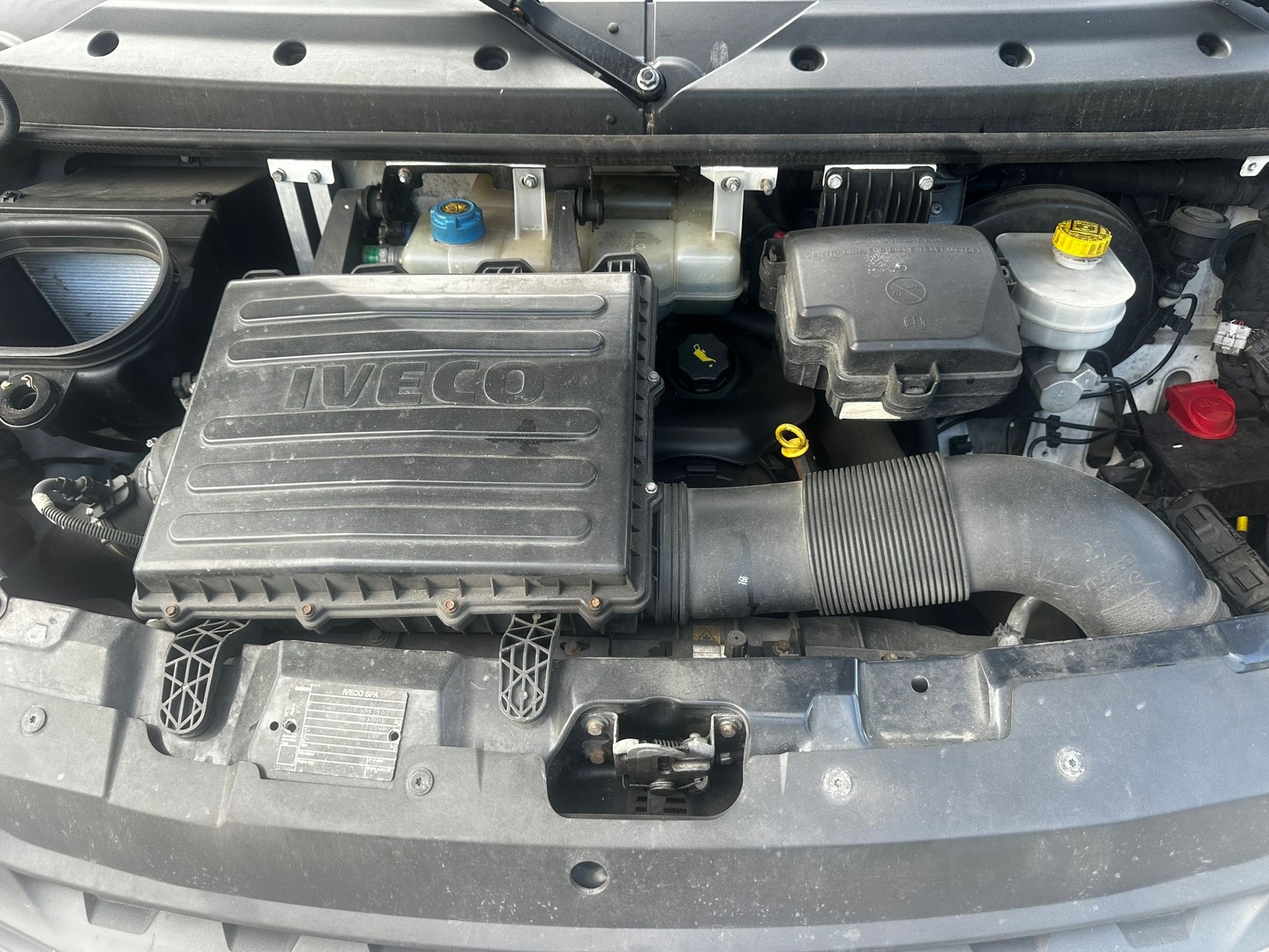 IVECO 35 S16-image-13