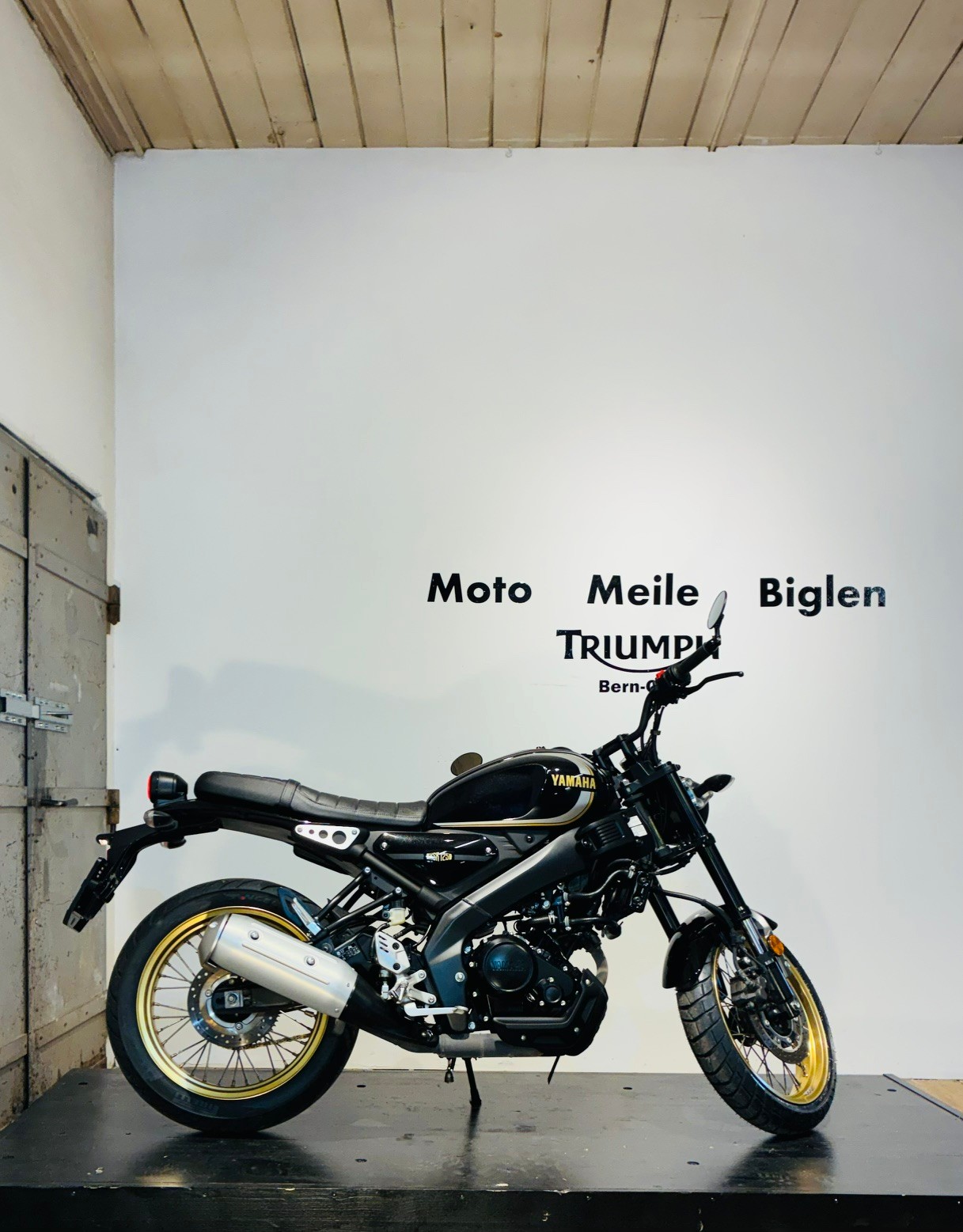 YAMAHA XSR 125-image-2