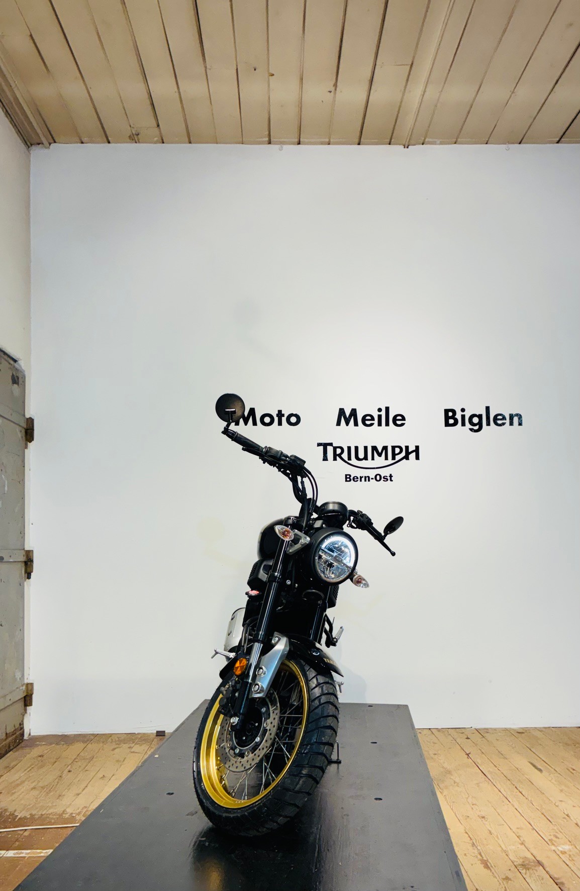 YAMAHA XSR 125-image-8