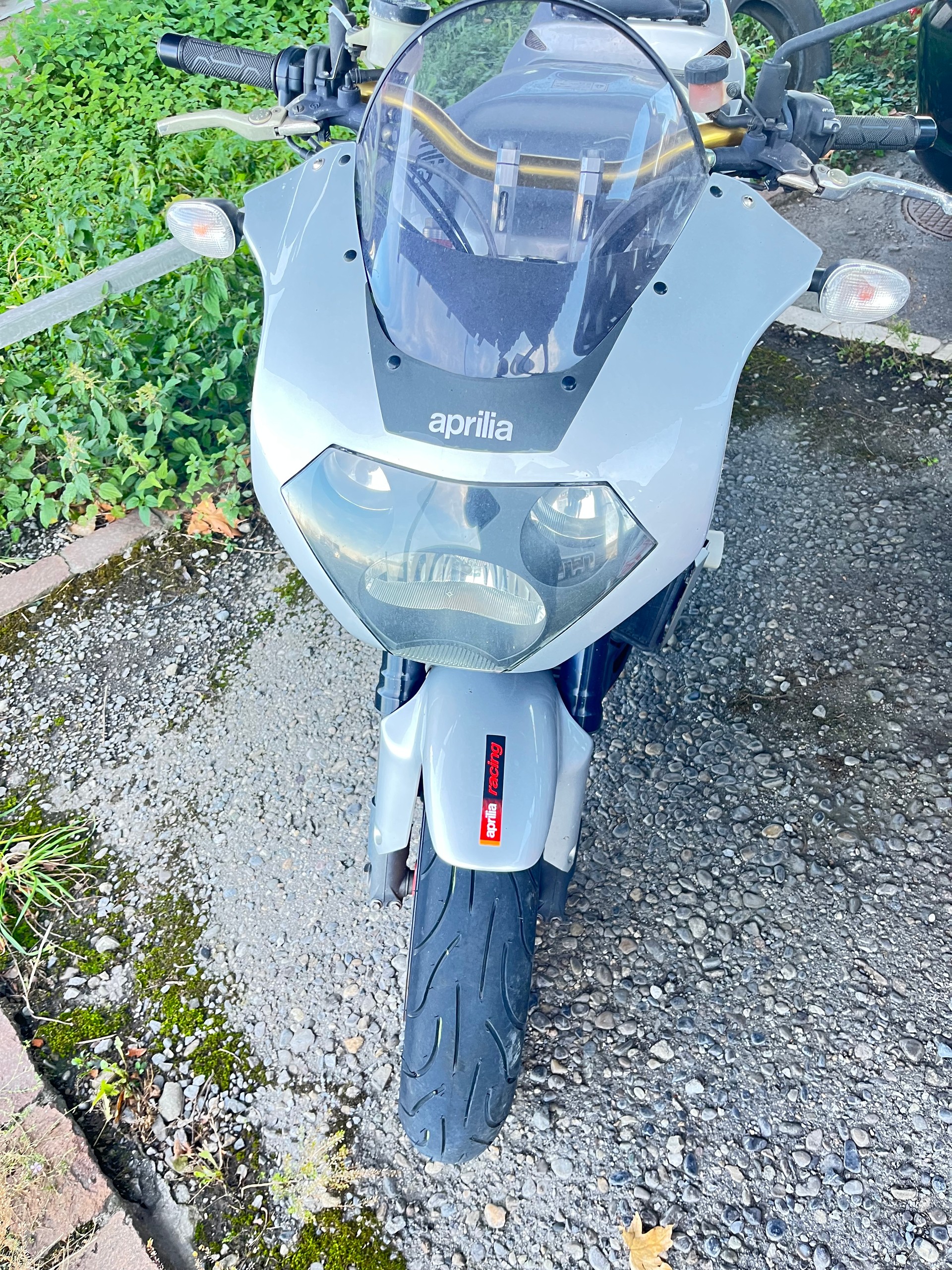 APRILIA Tuono 1000 R-image-0