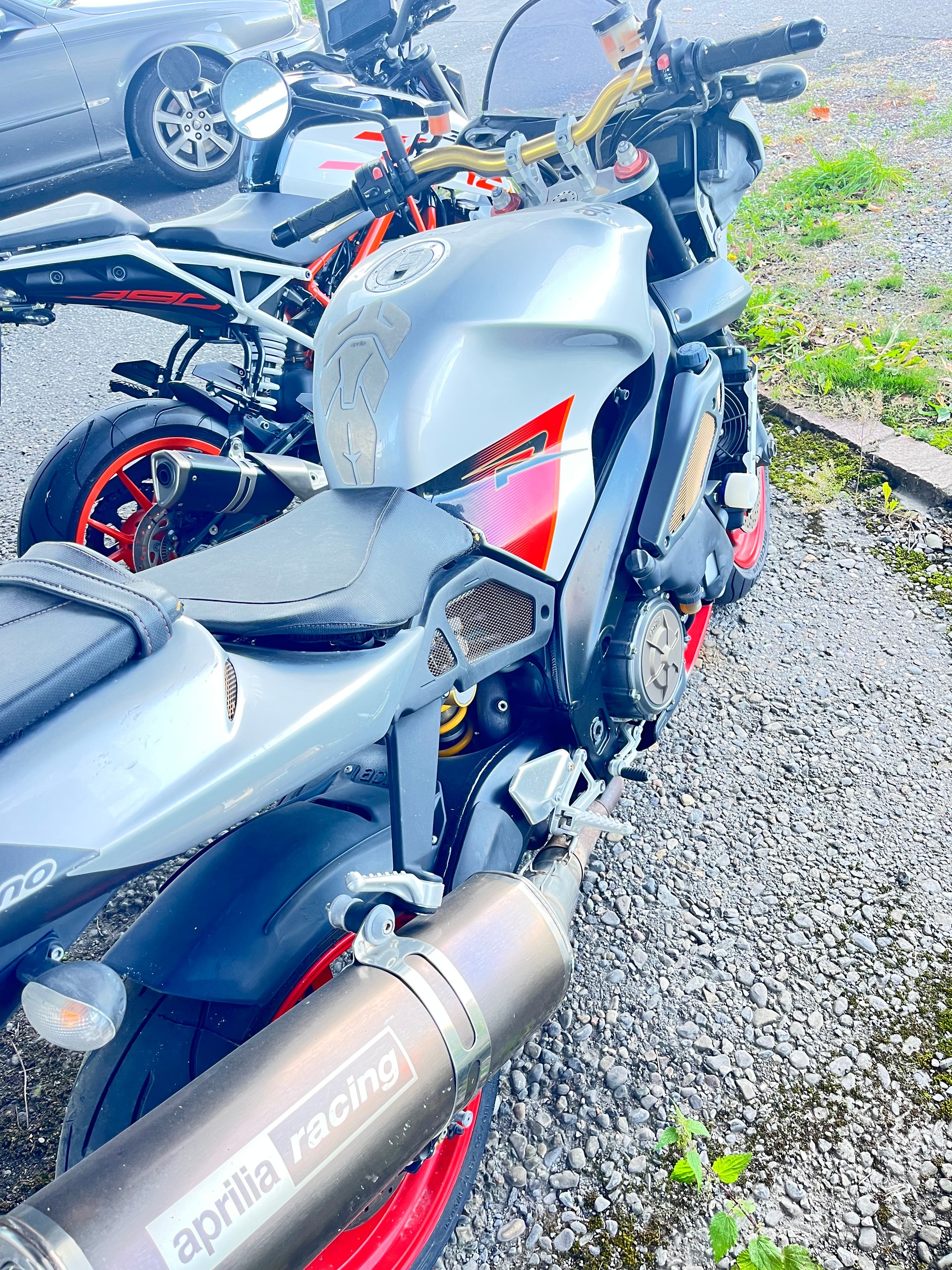 APRILIA Tuono 1000 R-image-4