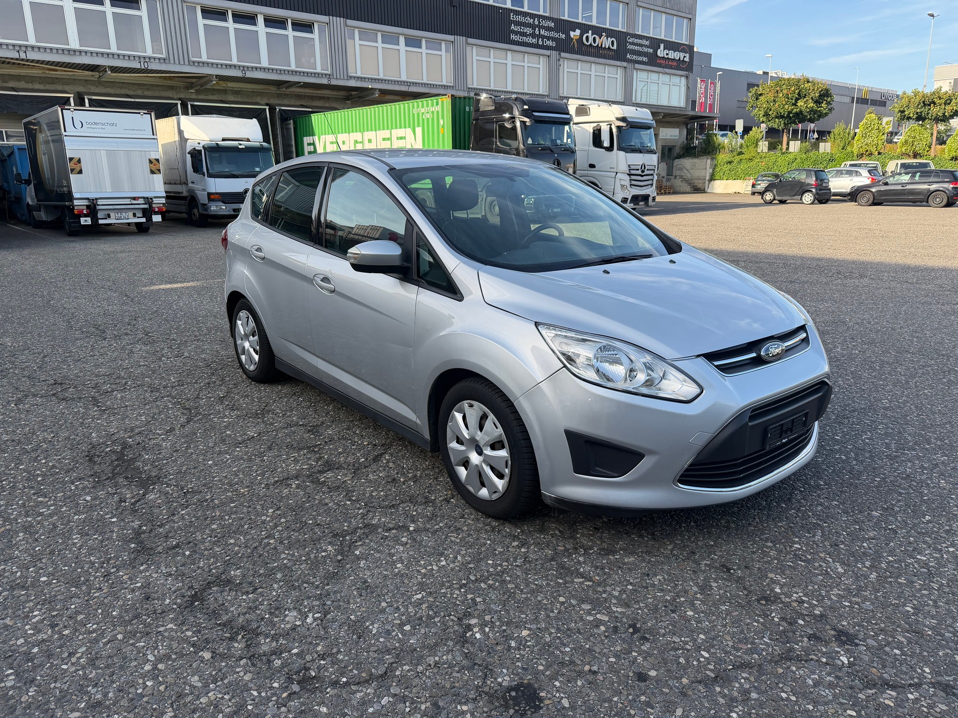 FORD C-Max 1.6 Ti-VCT Ambiente-image-1