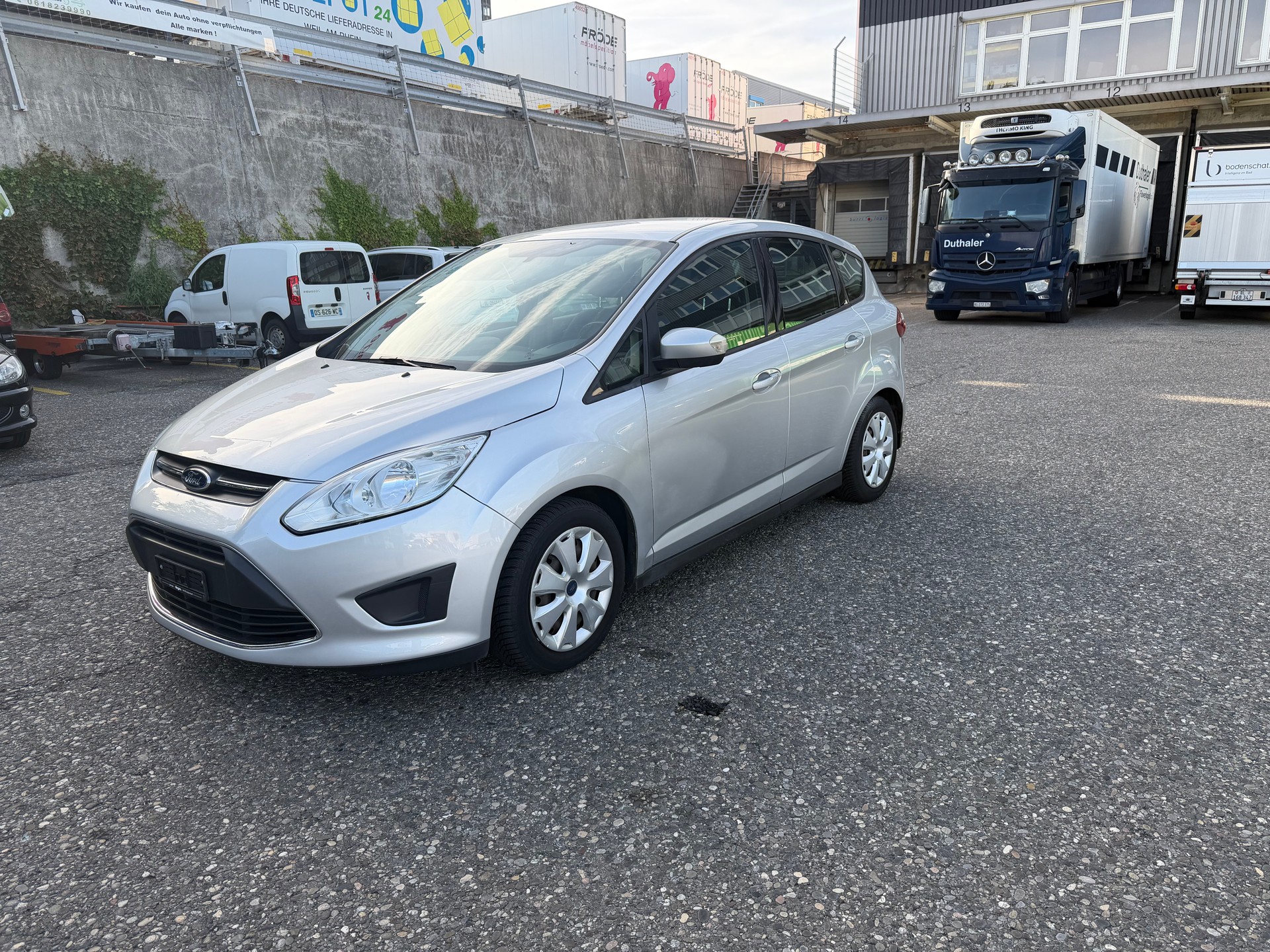 FORD C-Max 1.6 Ti-VCT Ambiente-image-2