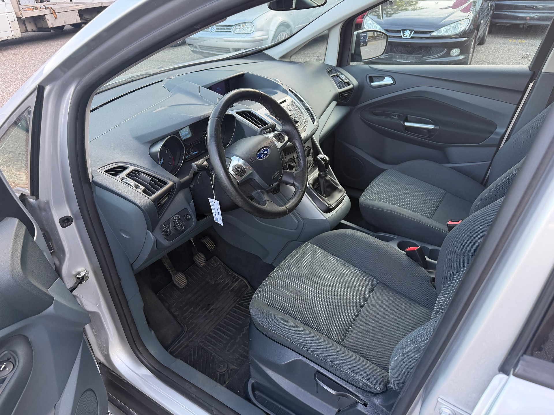 FORD C-Max 1.6 Ti-VCT Ambiente-image-7