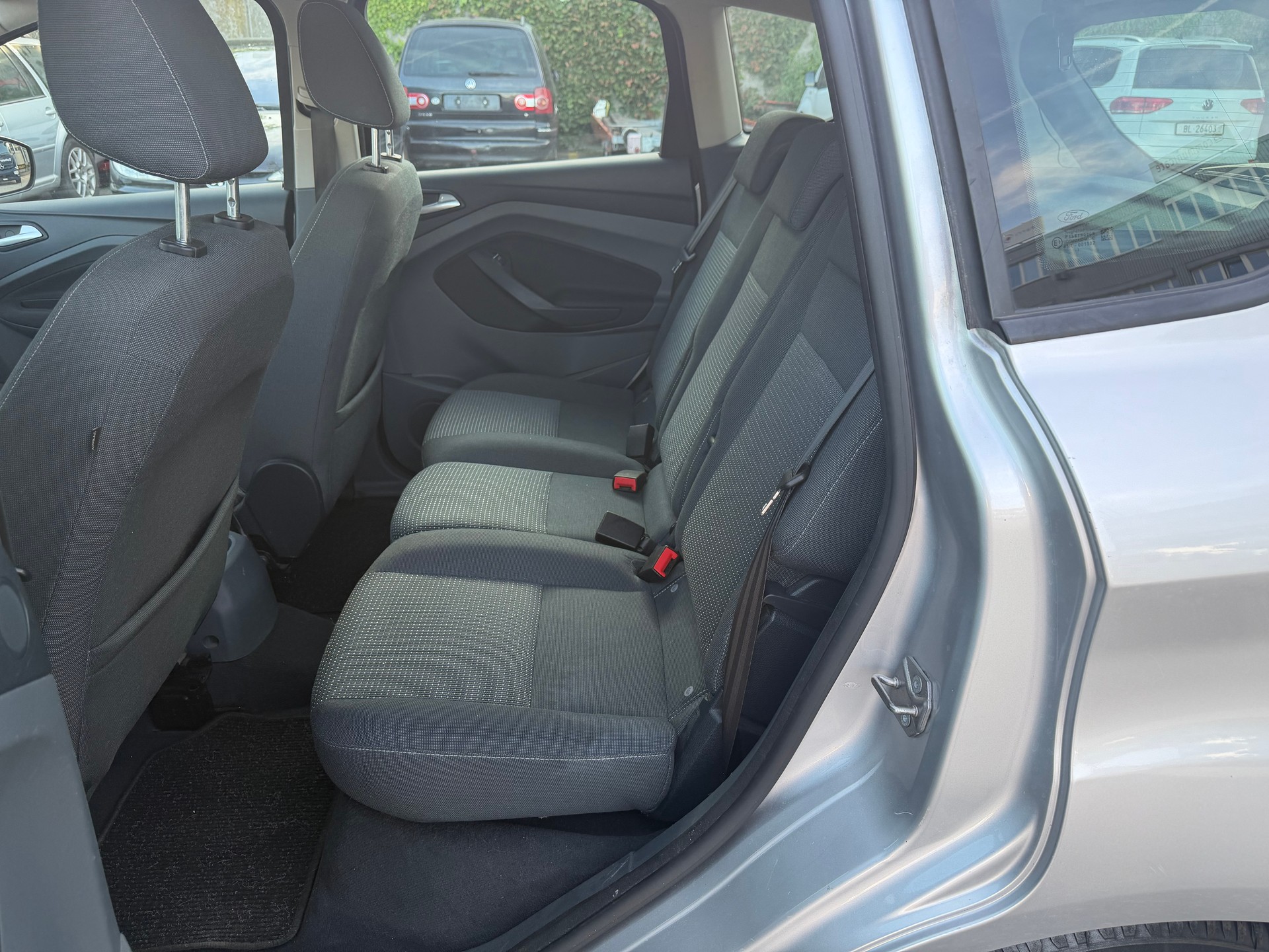 FORD C-Max 1.6 Ti-VCT Ambiente-image-6