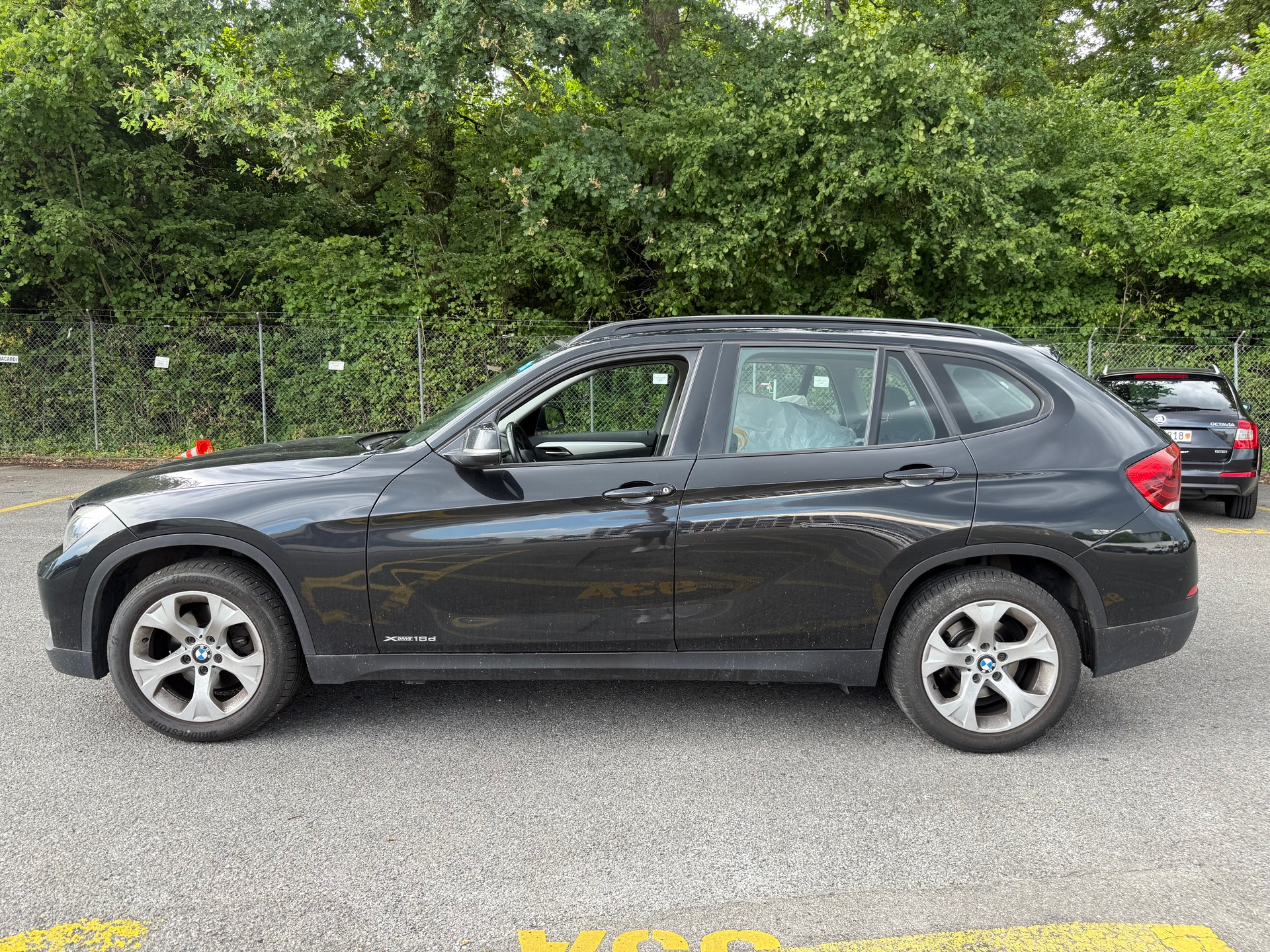 BMW X1 xDrive 18d Sport Line-image-1
