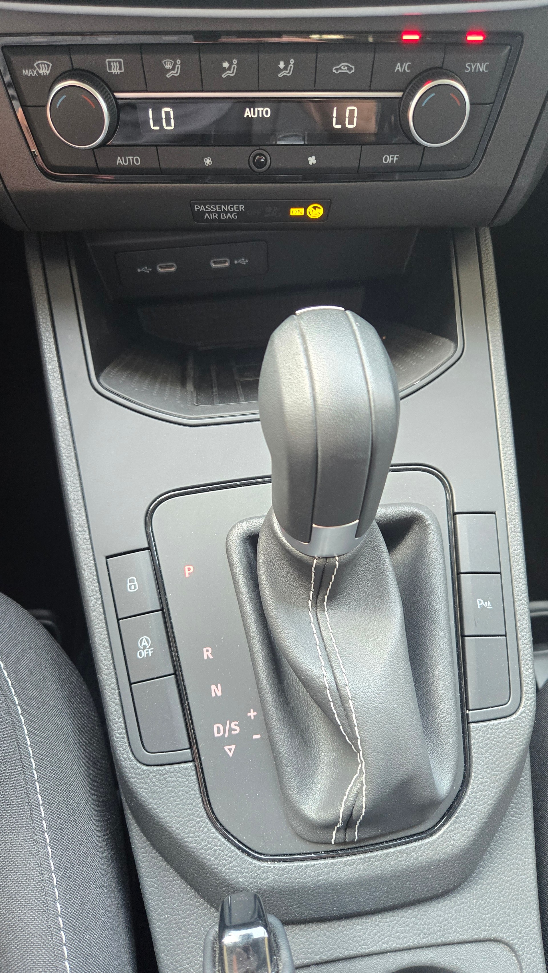 SEAT Ibiza 1.0 EcoTSI Move DSG-image-10