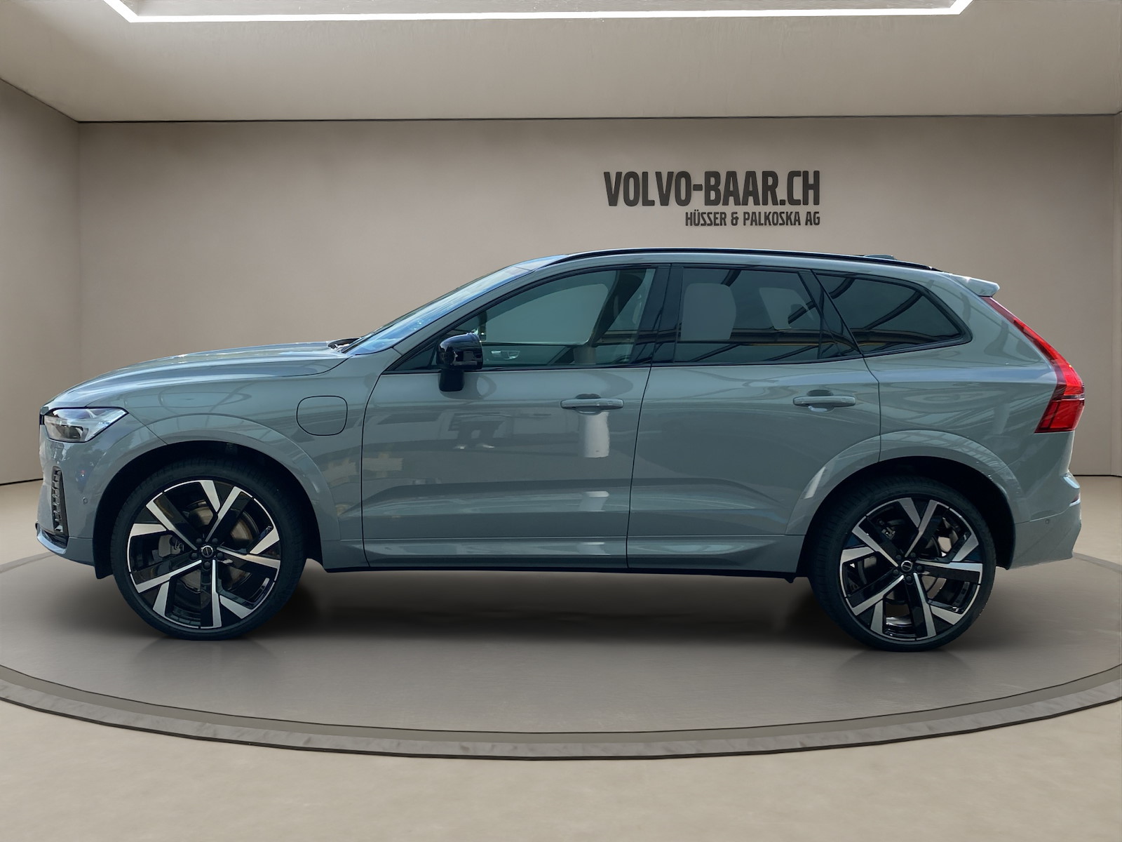 VOLVO XC60 2.0 T8 TE Black Edition eAWD-showroom-element-1