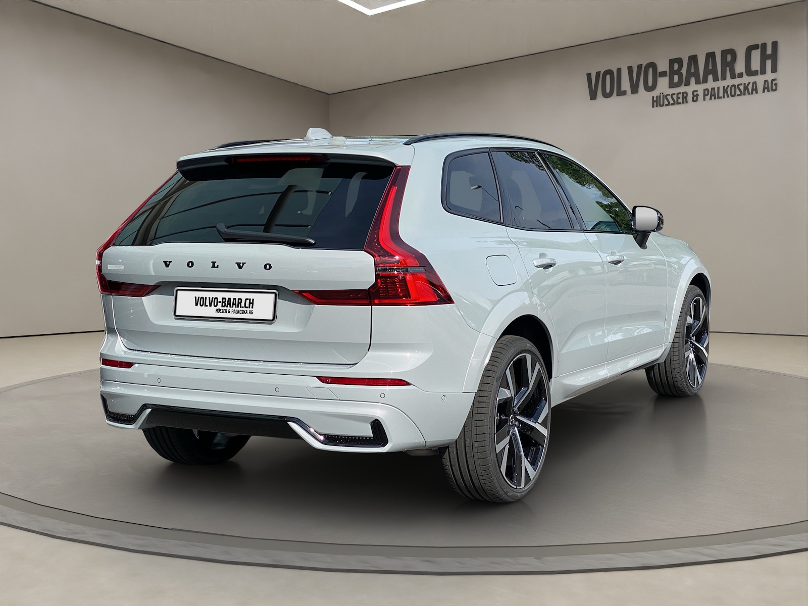 VOLVO XC60 2.0 T8 TE Black Edition eAWD-image-4
