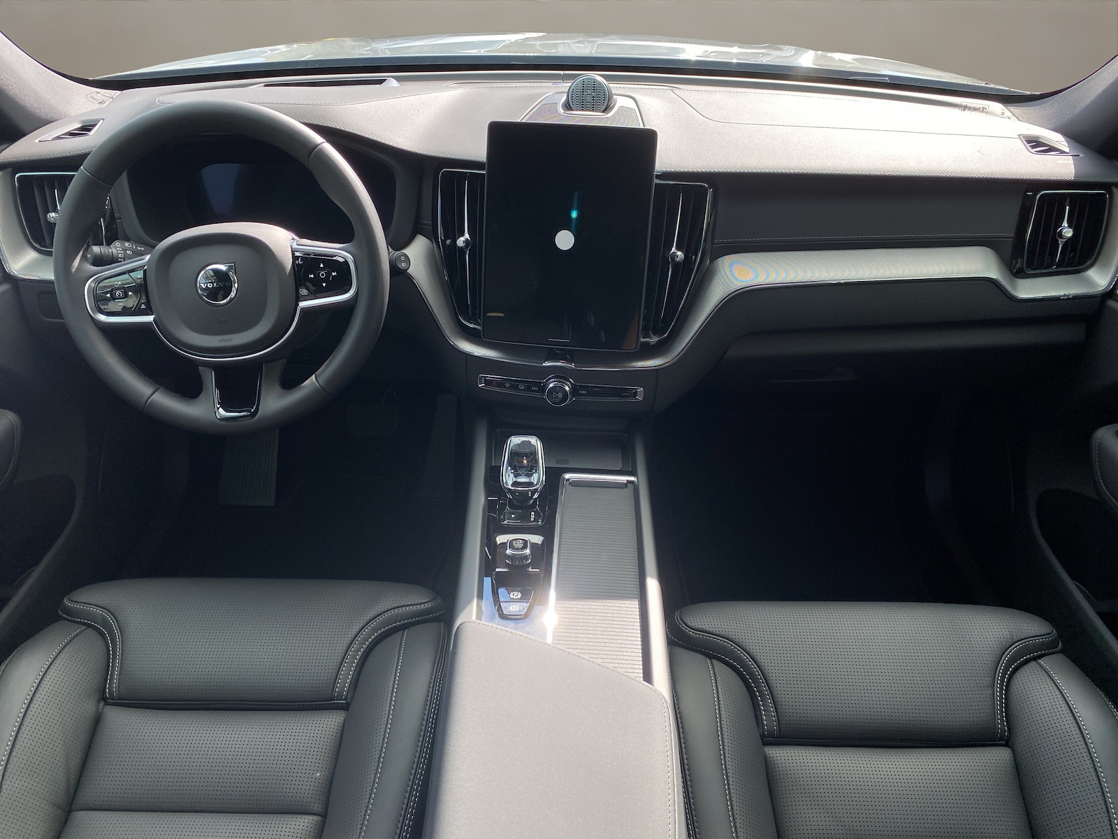 VOLVO XC60 2.0 T8 TE Black Edition eAWD-image-12