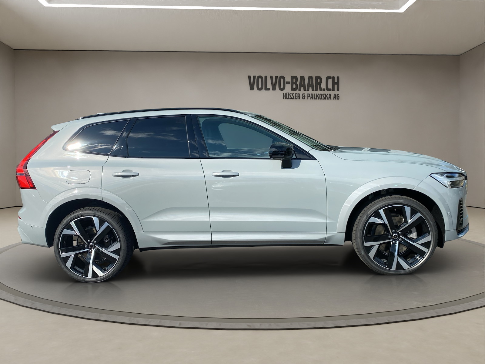 VOLVO XC60 2.0 T8 TE Black Edition eAWD-image-5