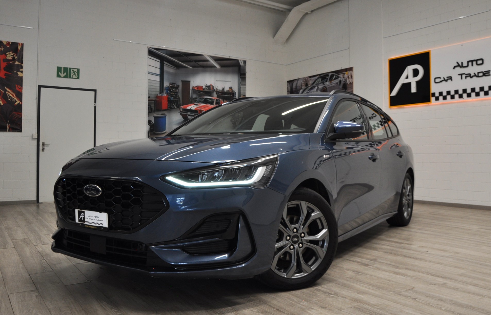 FORD Focus 1.5 EcoBlue TDCi ST-Line Automatic-showroom-element-1