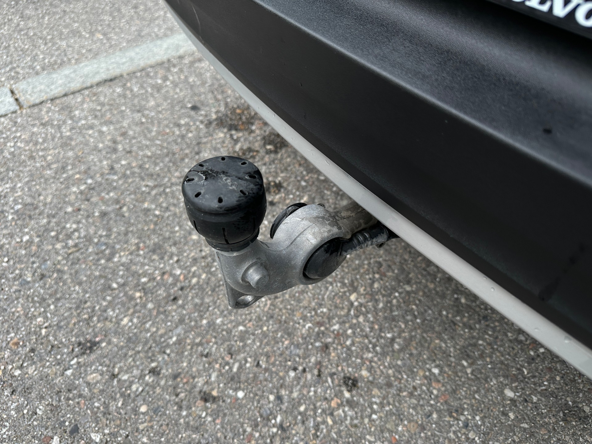 VOLVO XC40 T5 AWD Momentum Geartronic-image-17
