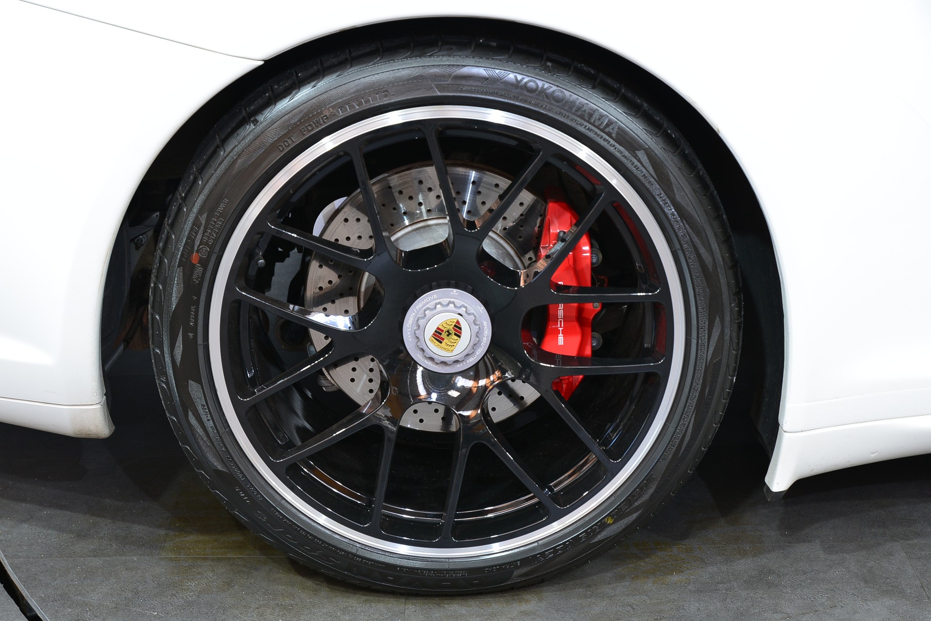 PORSCHE 911 Carrera 4 GTS PDK-image-13