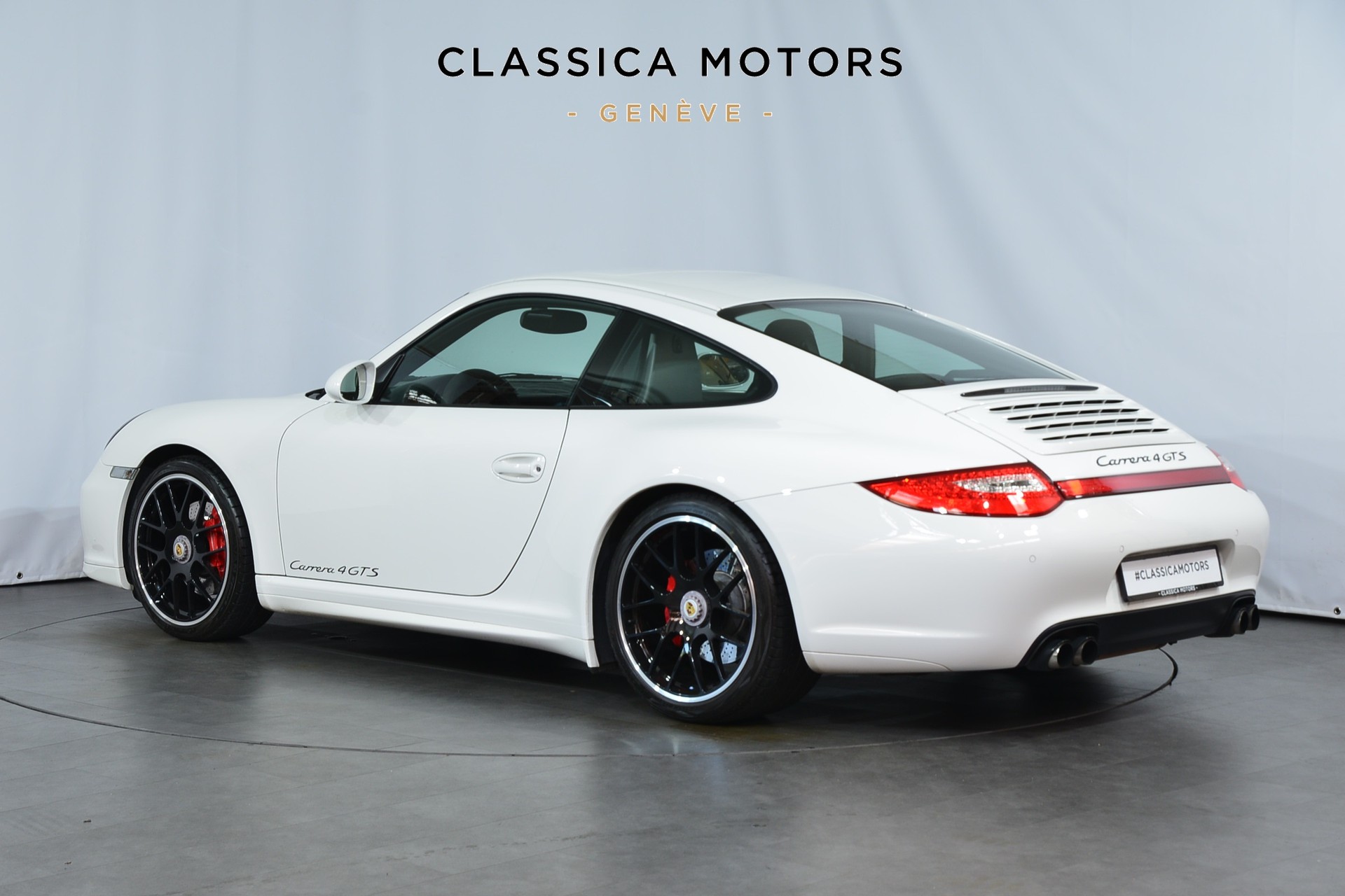 PORSCHE 911 Carrera 4 GTS PDK-image-5