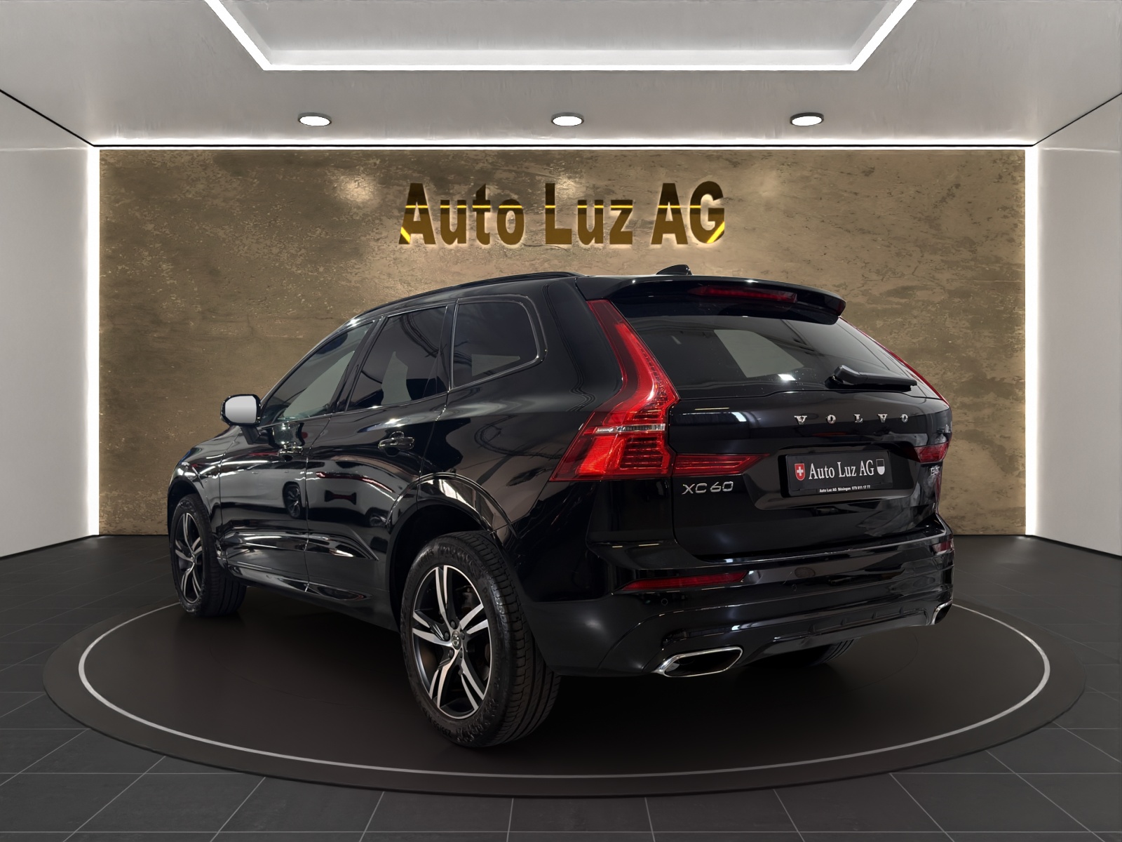 VOLVO XC60 B4 Diesel Mild Hybrid AWD R-Design Geartronic-image-4