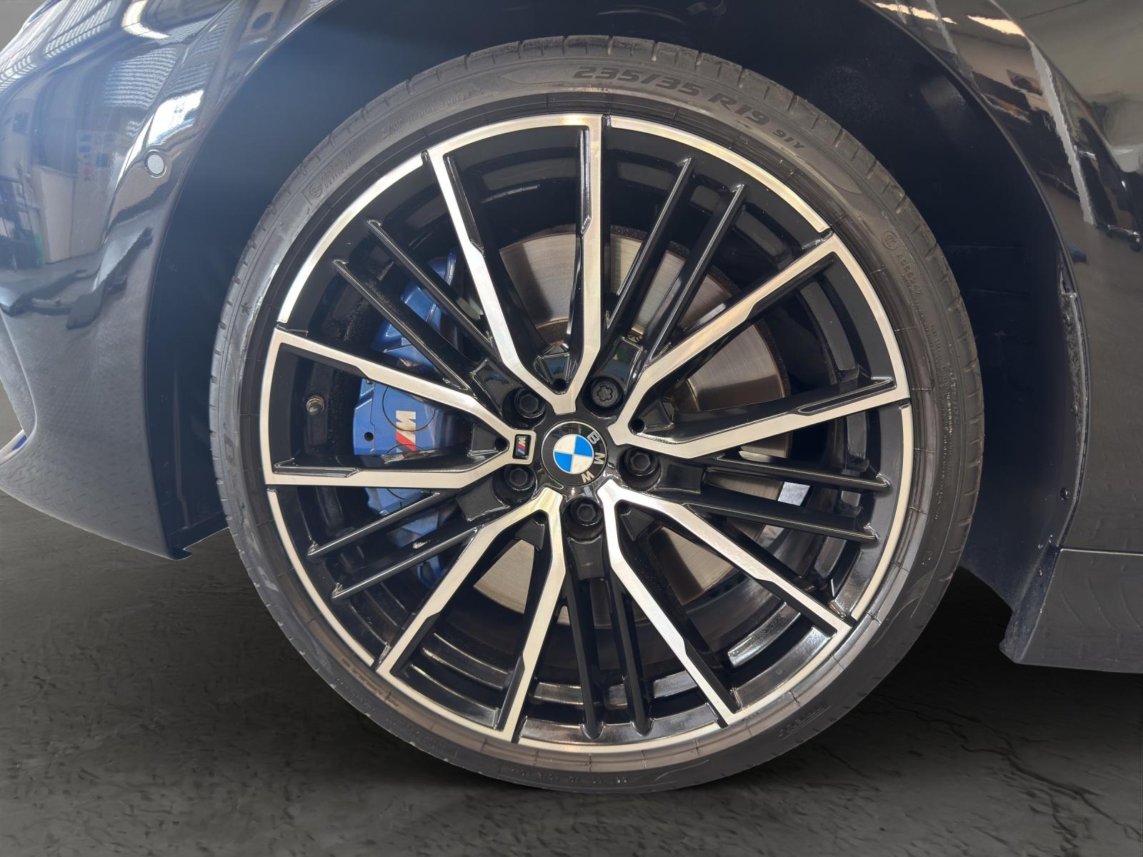 BMW 120d xDrive SAG-image-4