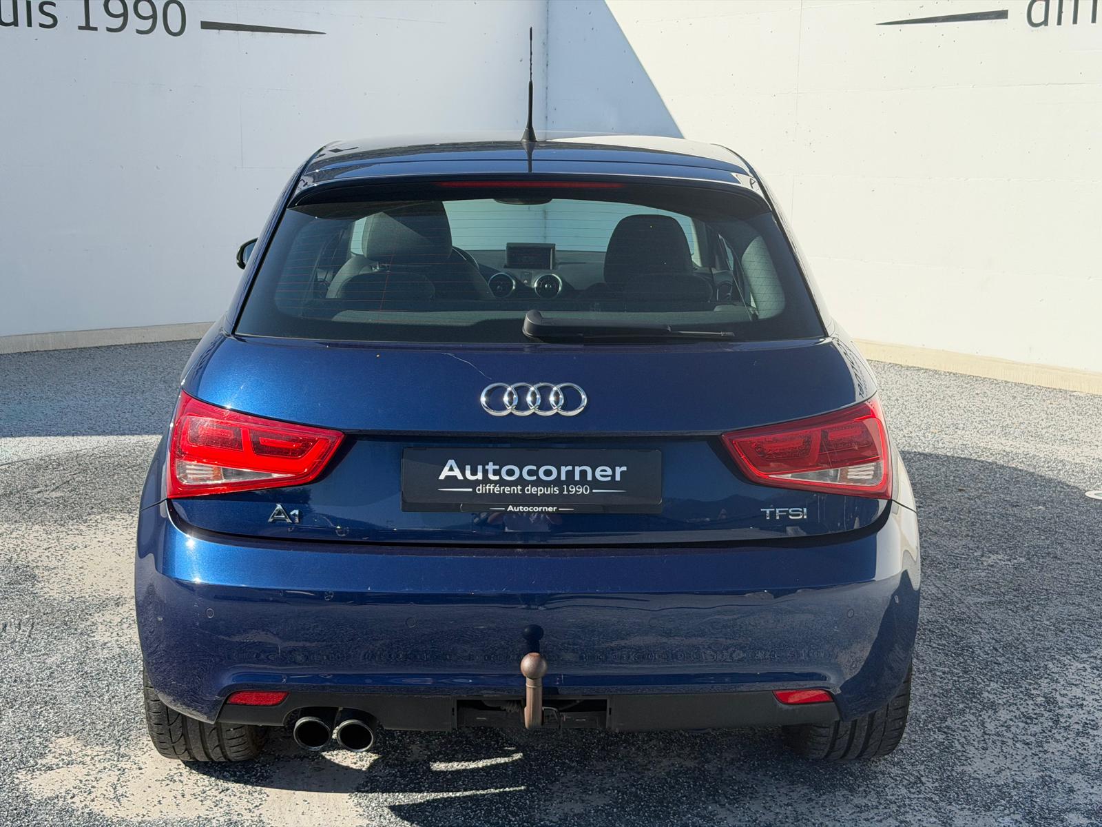 AUDI A1 Sportback 1.4 TFSI Ambition S-tronic-showroom-element-3
