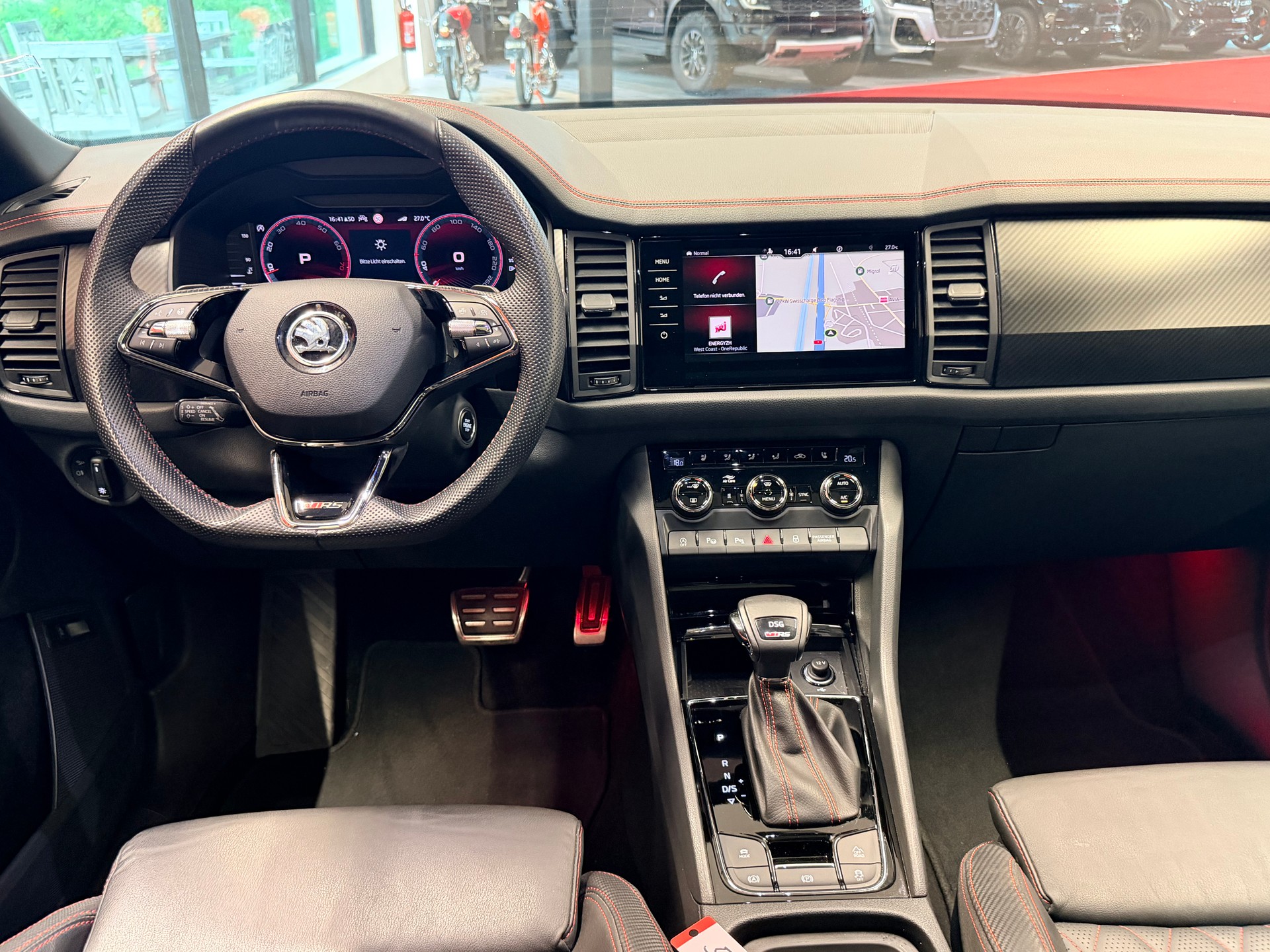 SKODA Kodiaq 2.0 TSI 4x4 RS-image-18