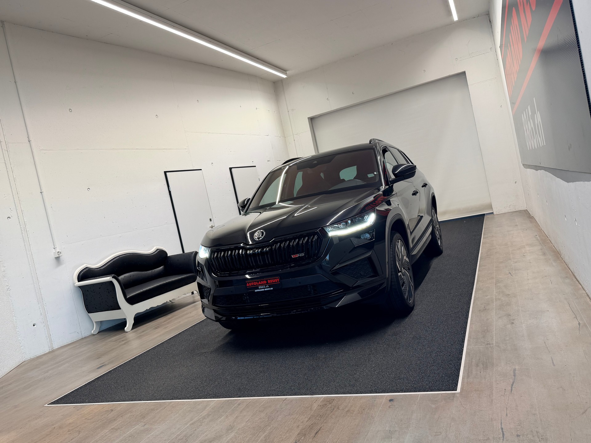 SKODA Kodiaq 2.0 TSI 4x4 RS-showroom-element-2