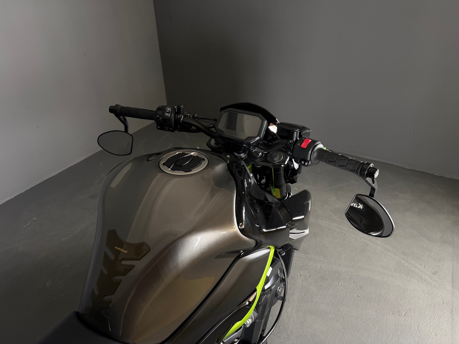KAWASAKI Z 900 (35kW)-image-6