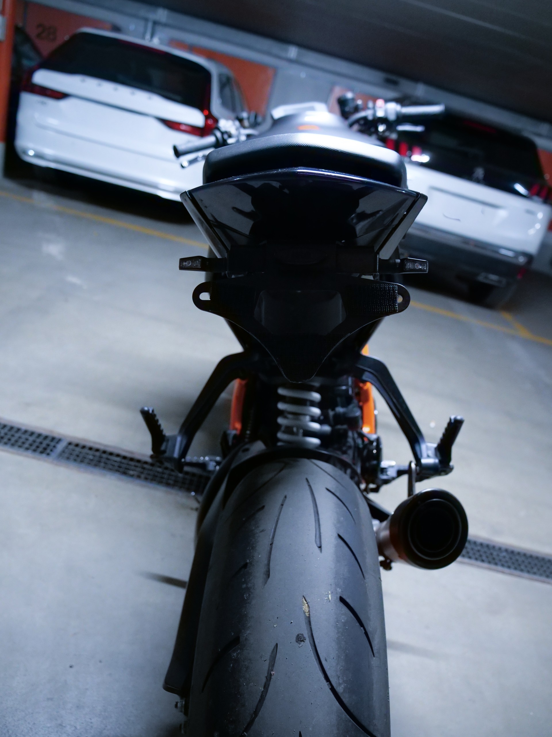 KTM 1290 Super Duke R-image-4