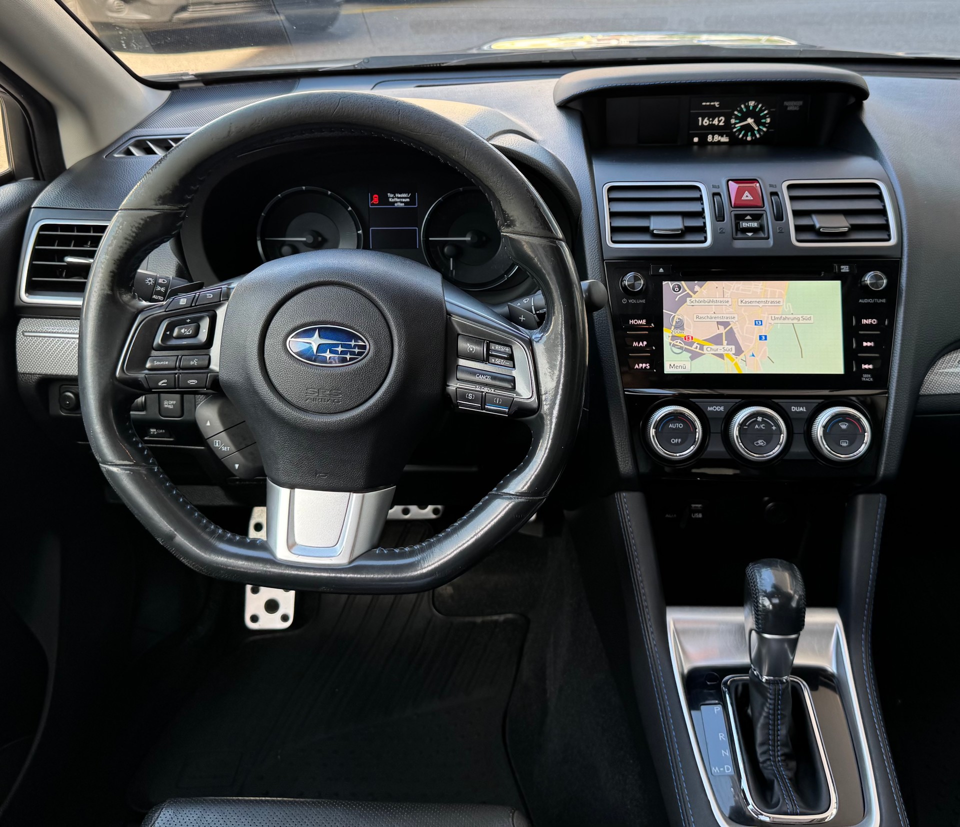 SUBARU Levorg 1.6DIT Luxury S AWD Lineartronic-image-12