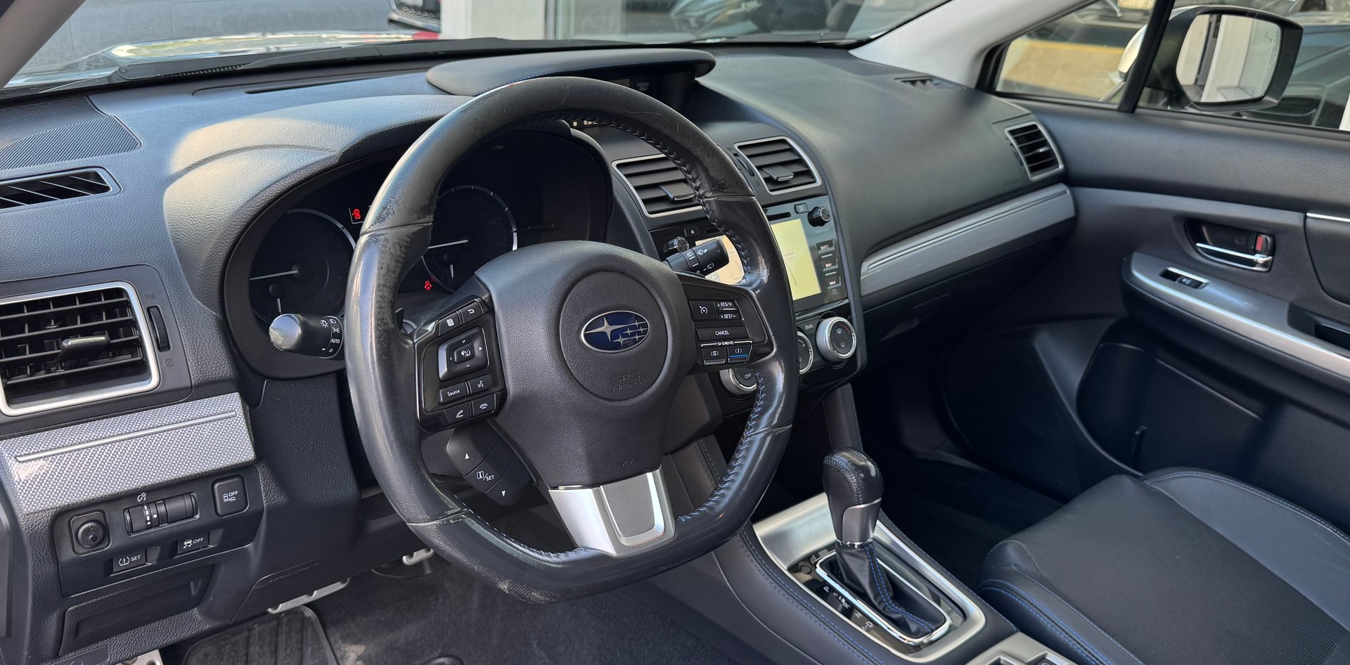 SUBARU Levorg 1.6DIT Luxury S AWD Lineartronic-image-6