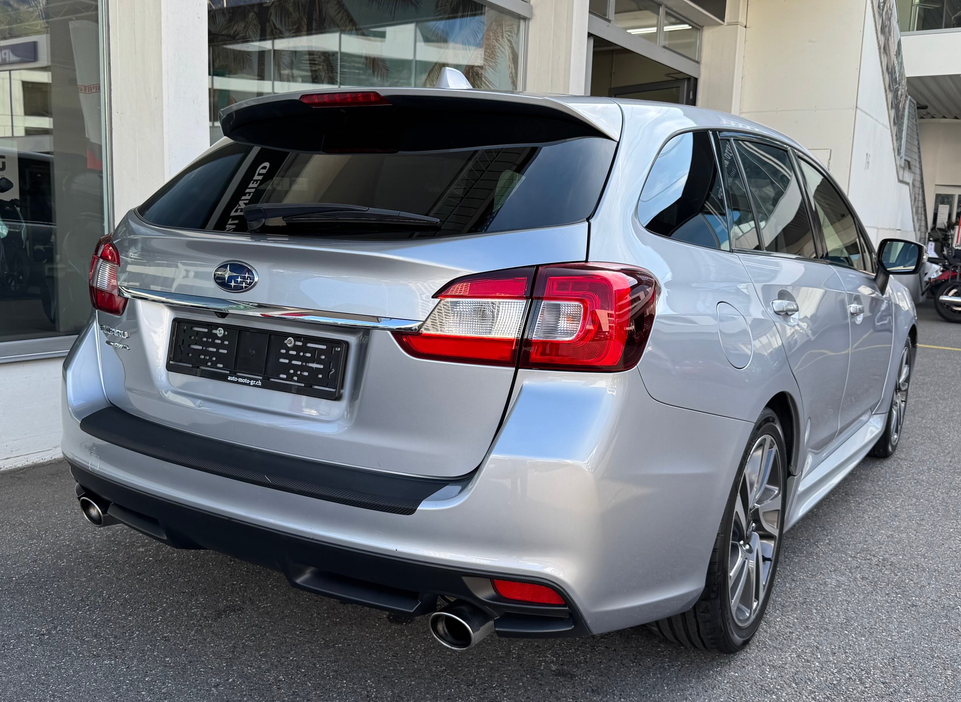 SUBARU Levorg 1.6DIT Luxury S AWD Lineartronic-showroom-element-3