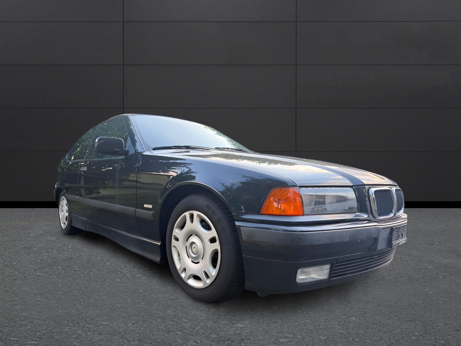 BMW 316i Compact Automat-showroom-element-1