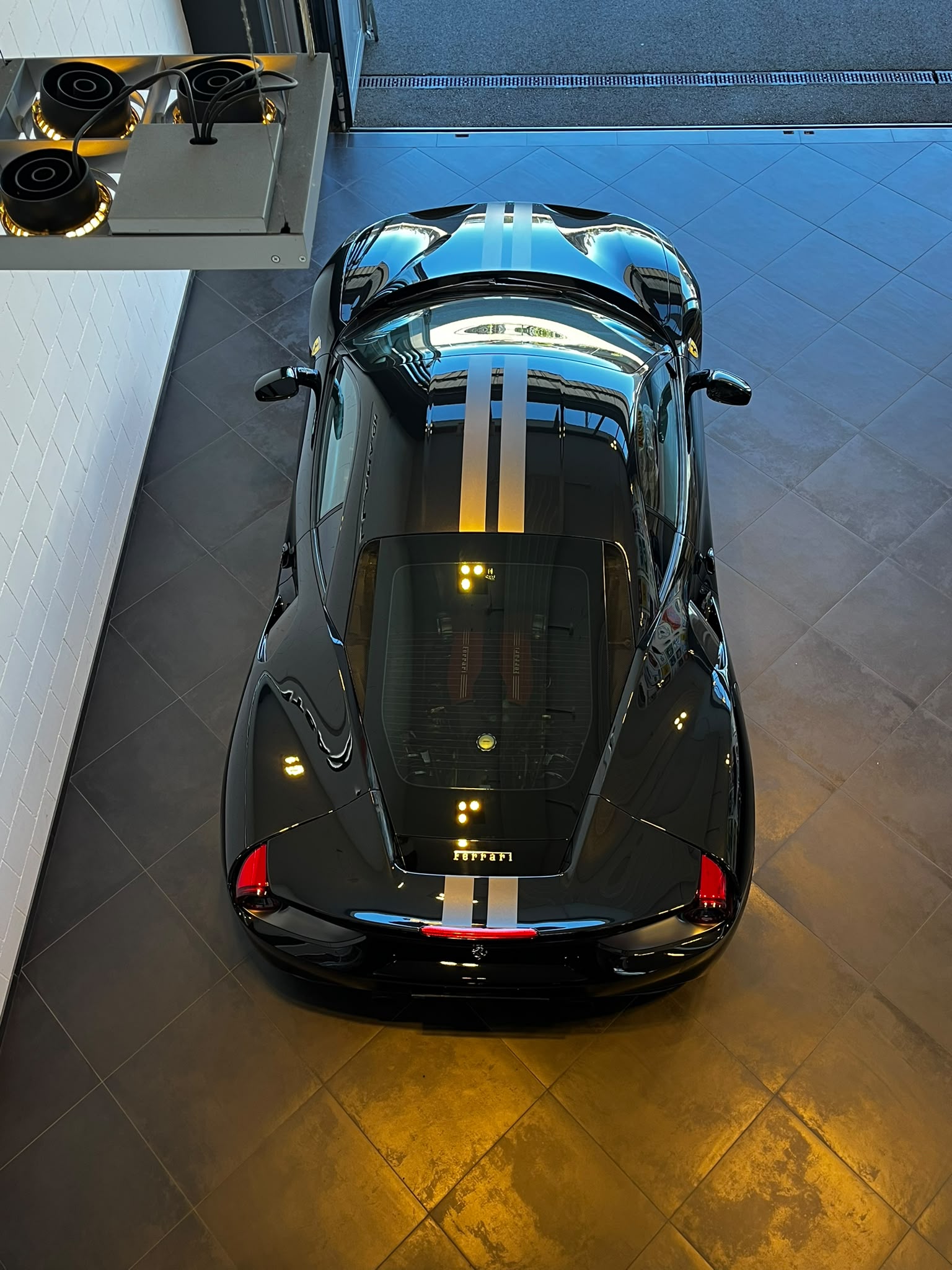 FERRARI 488 GTB 3.9 V8-image-9