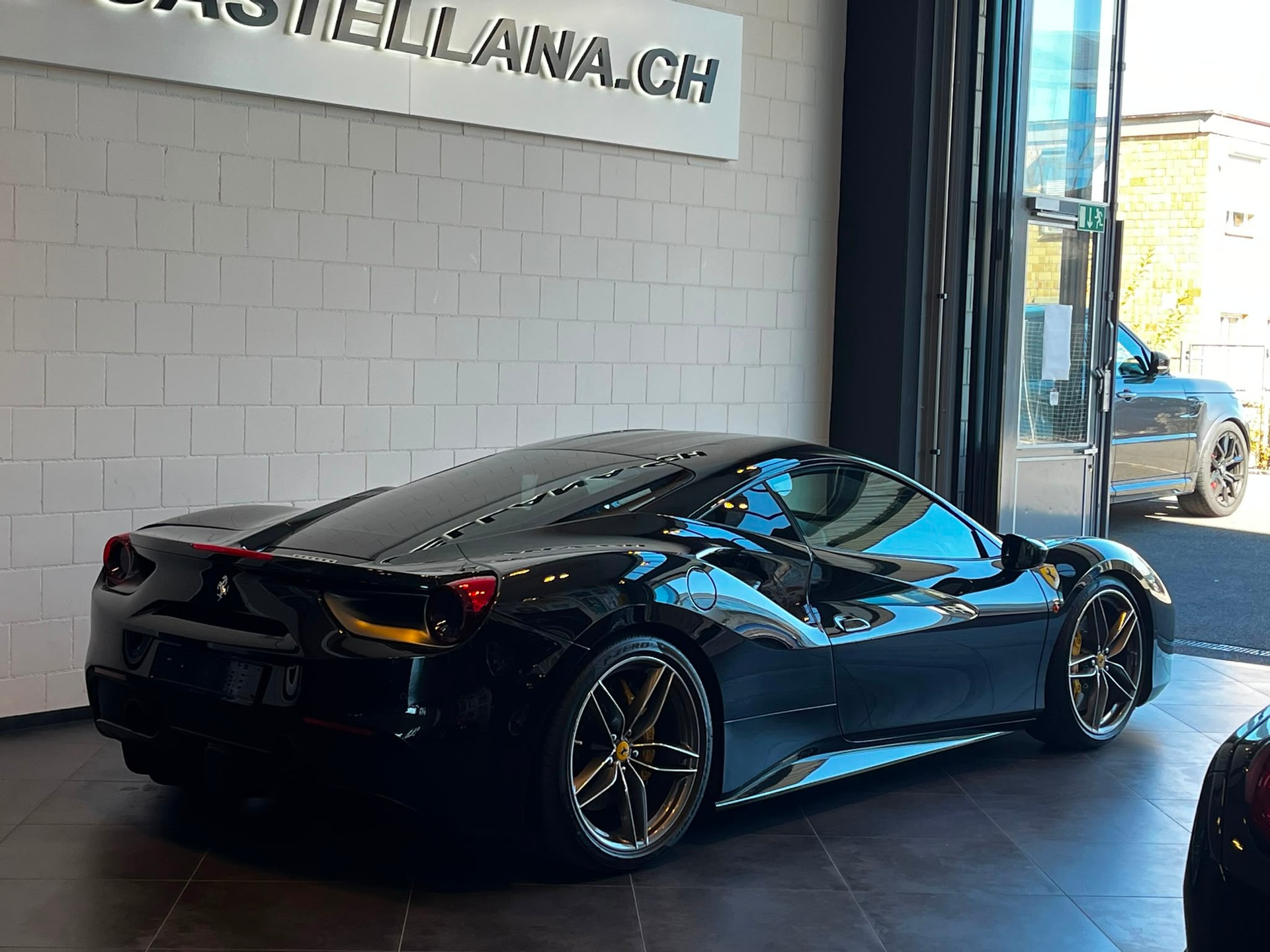 FERRARI 488 GTB 3.9 V8-image-6